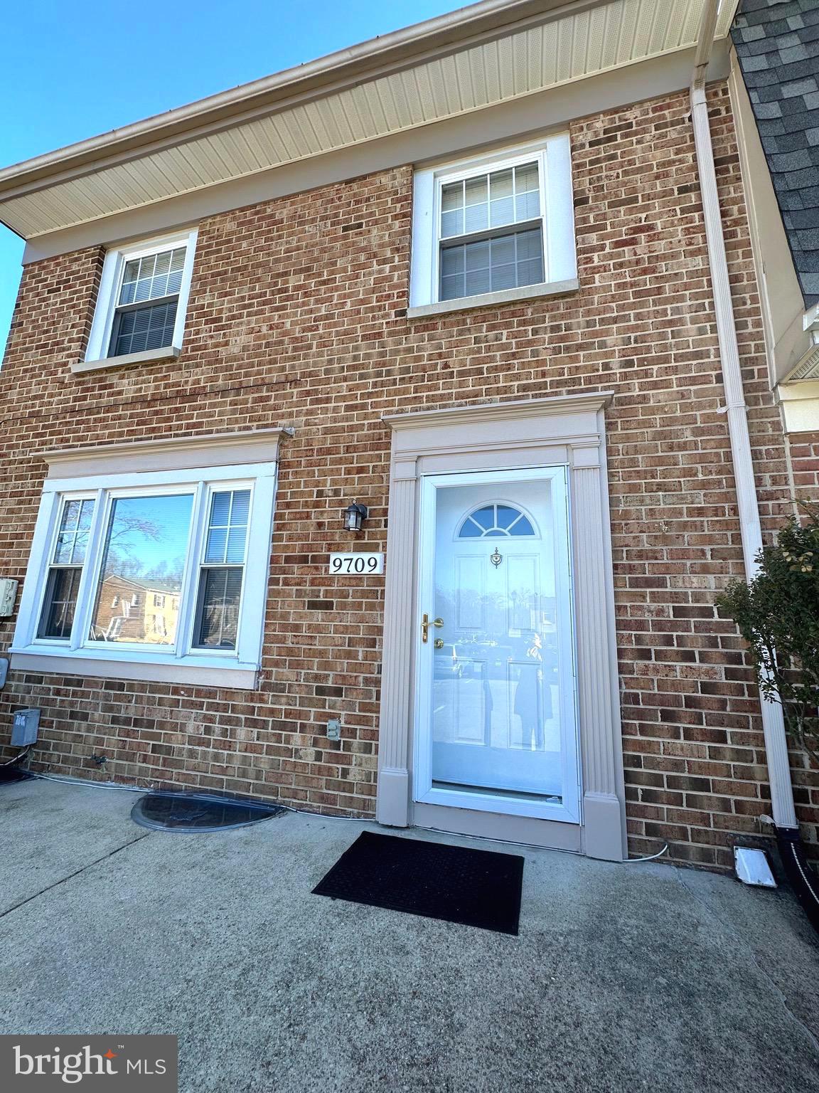 WHISKEY BOTTOM - Residential Lease