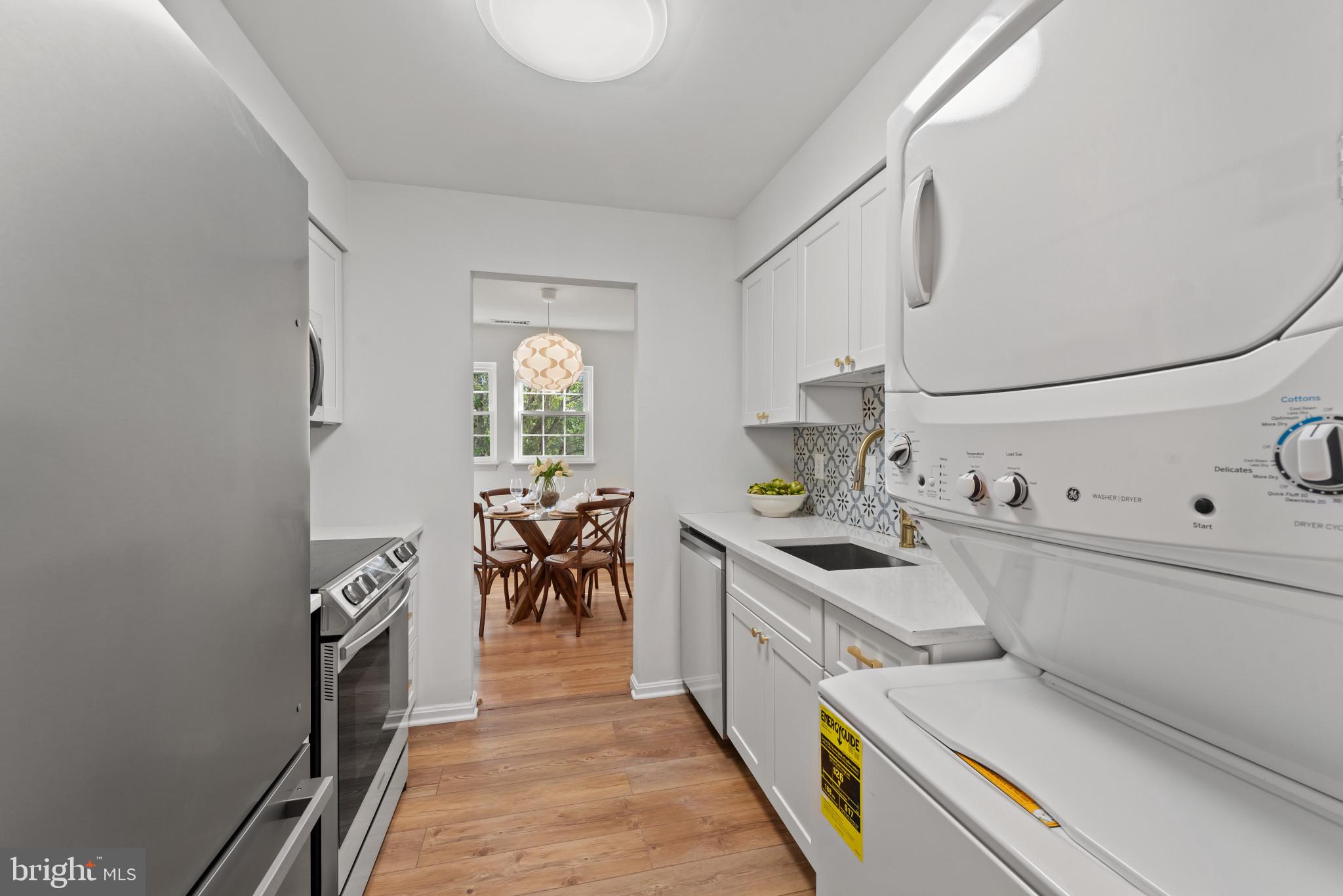 MONTGOMERY RUN - Residential