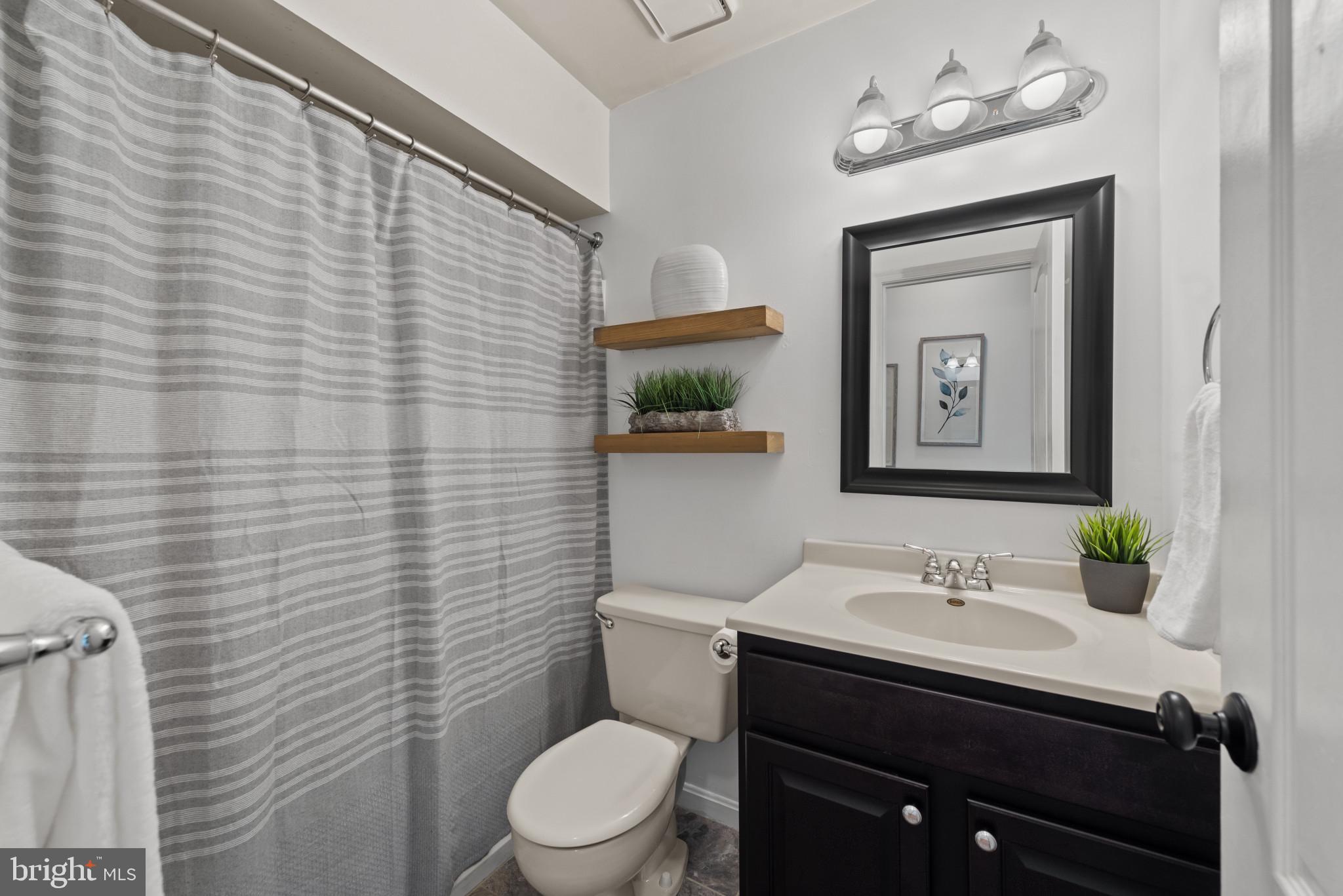 MONTGOMERY RUN - Residential