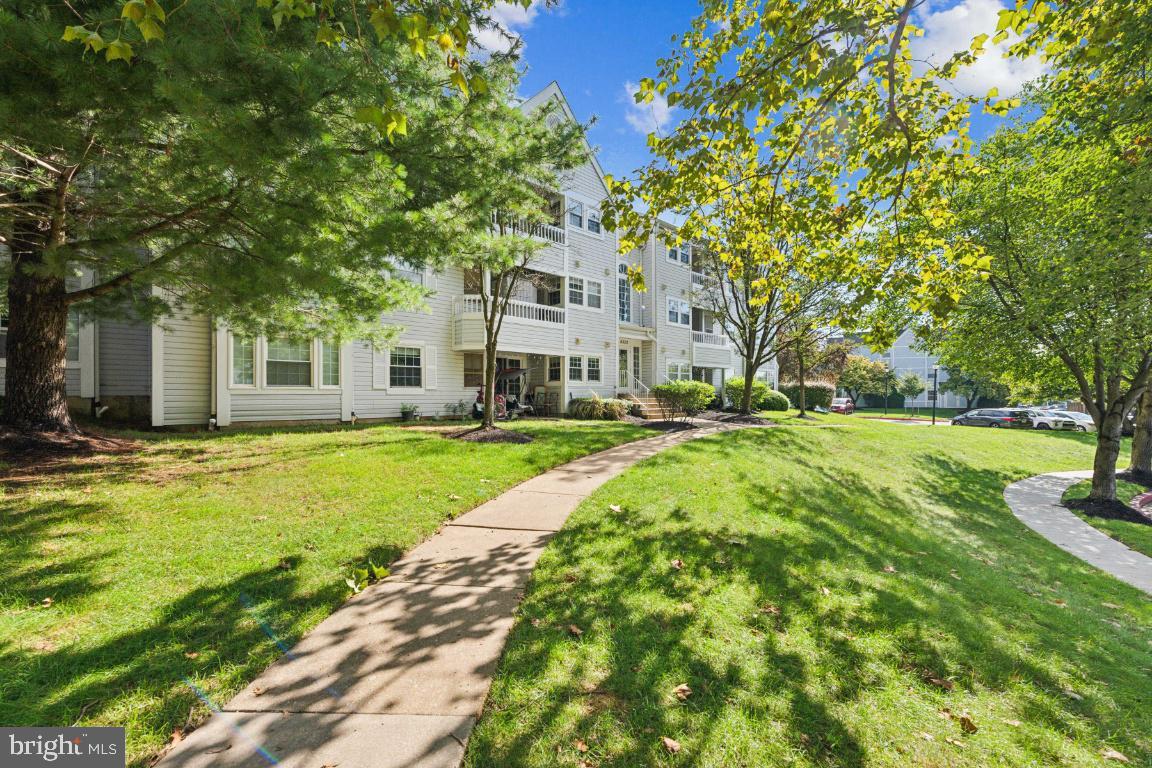 MONTGOMERY RUN - Residential