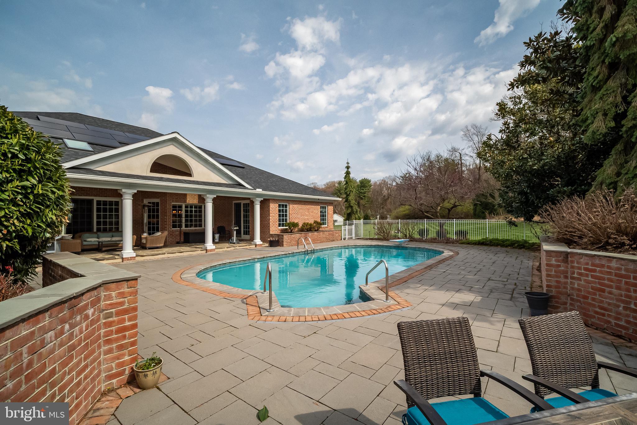 SUMMER HILL - Residential