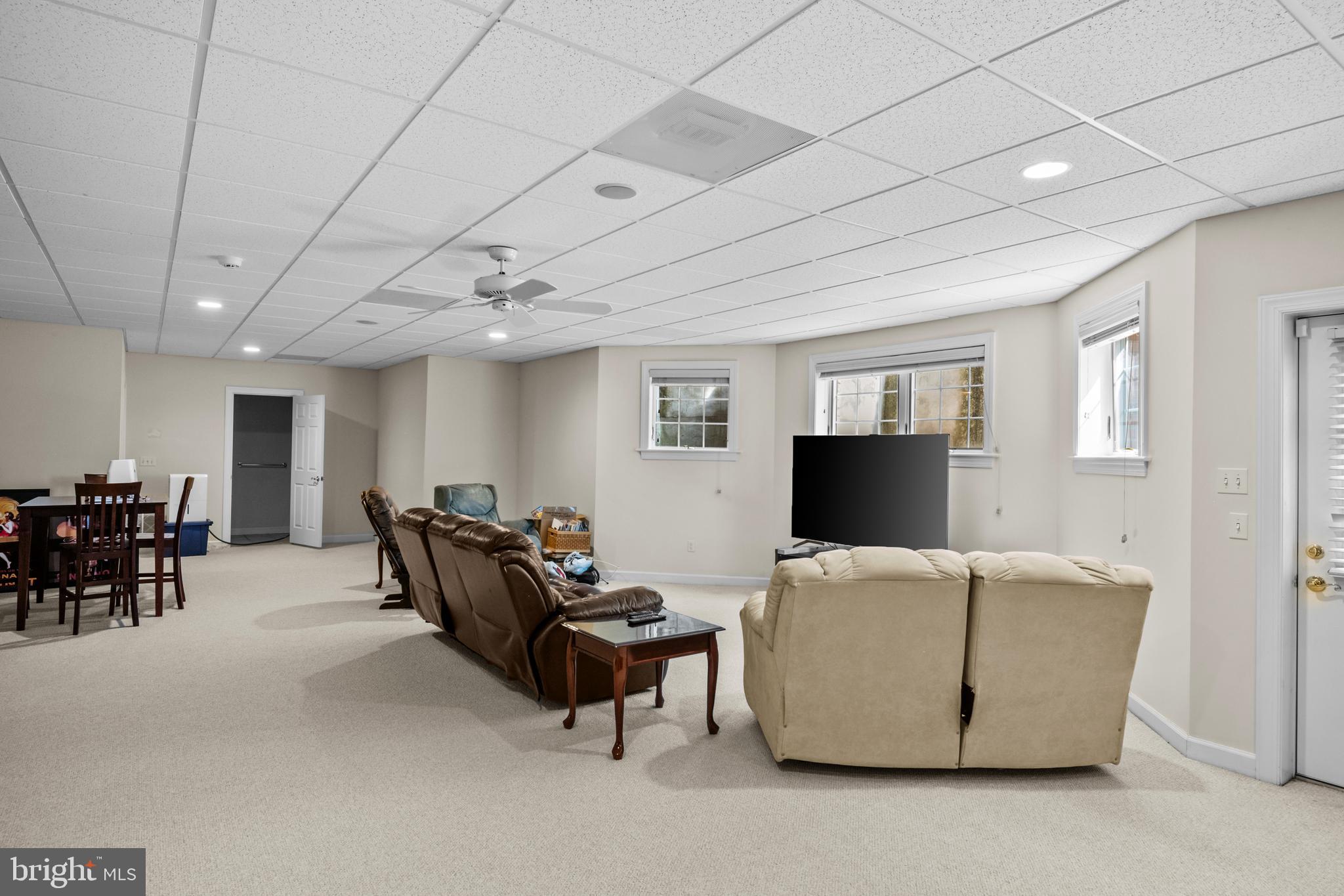 SUMMER HILL - Residential