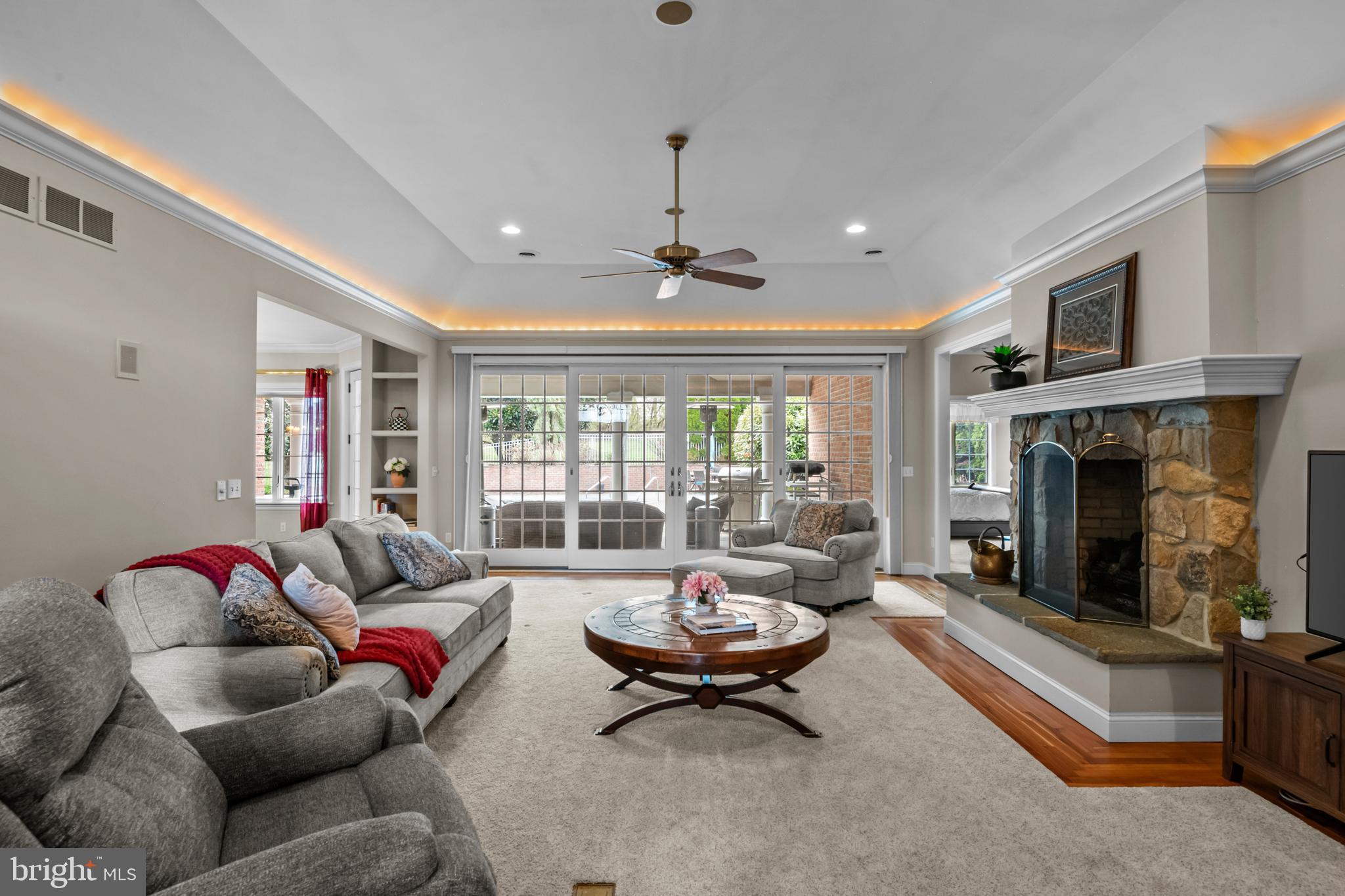 SUMMER HILL - Residential