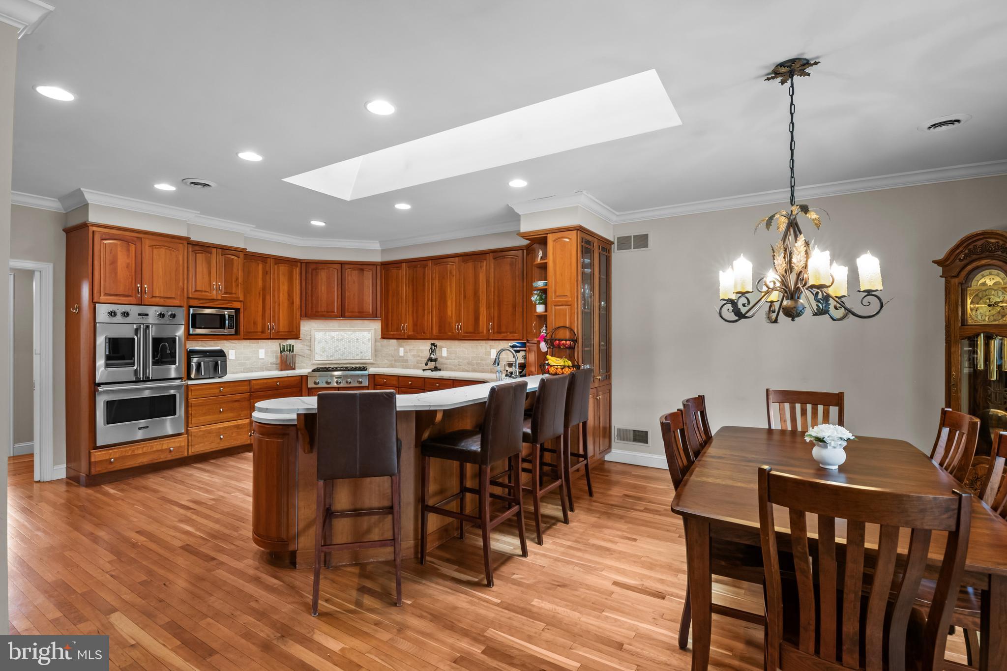 SUMMER HILL - Residential