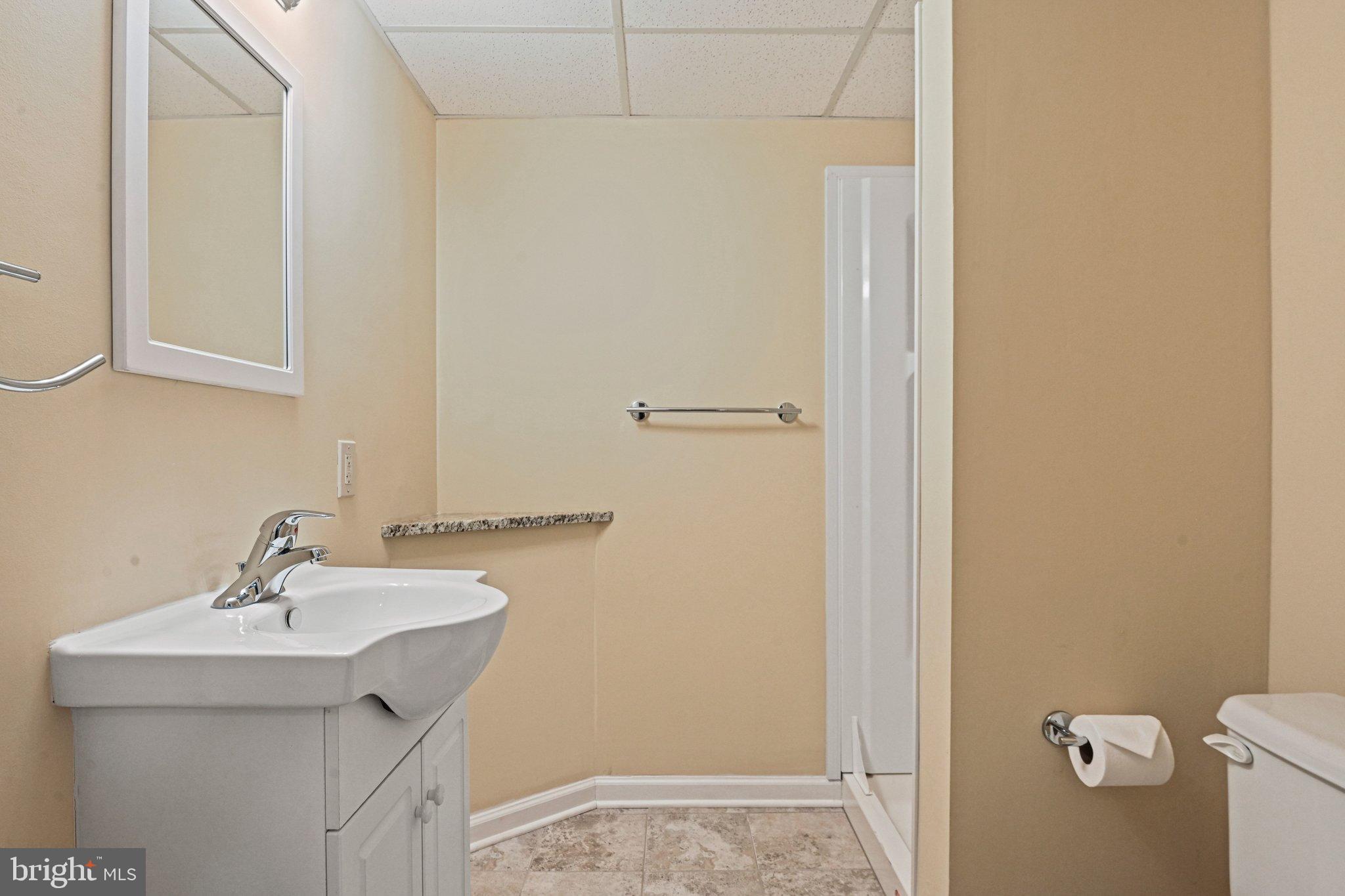 OAKTON GLEN - Residential