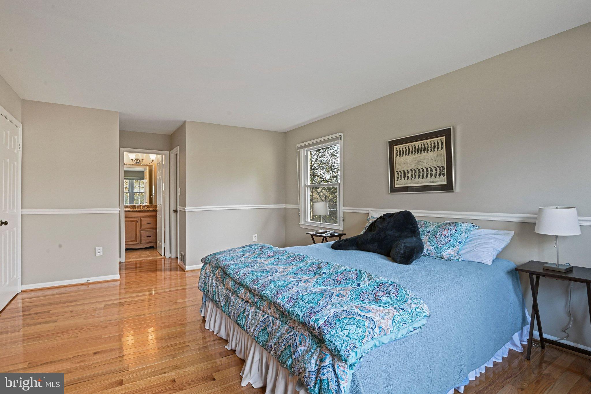 OAKTON GLEN - Residential