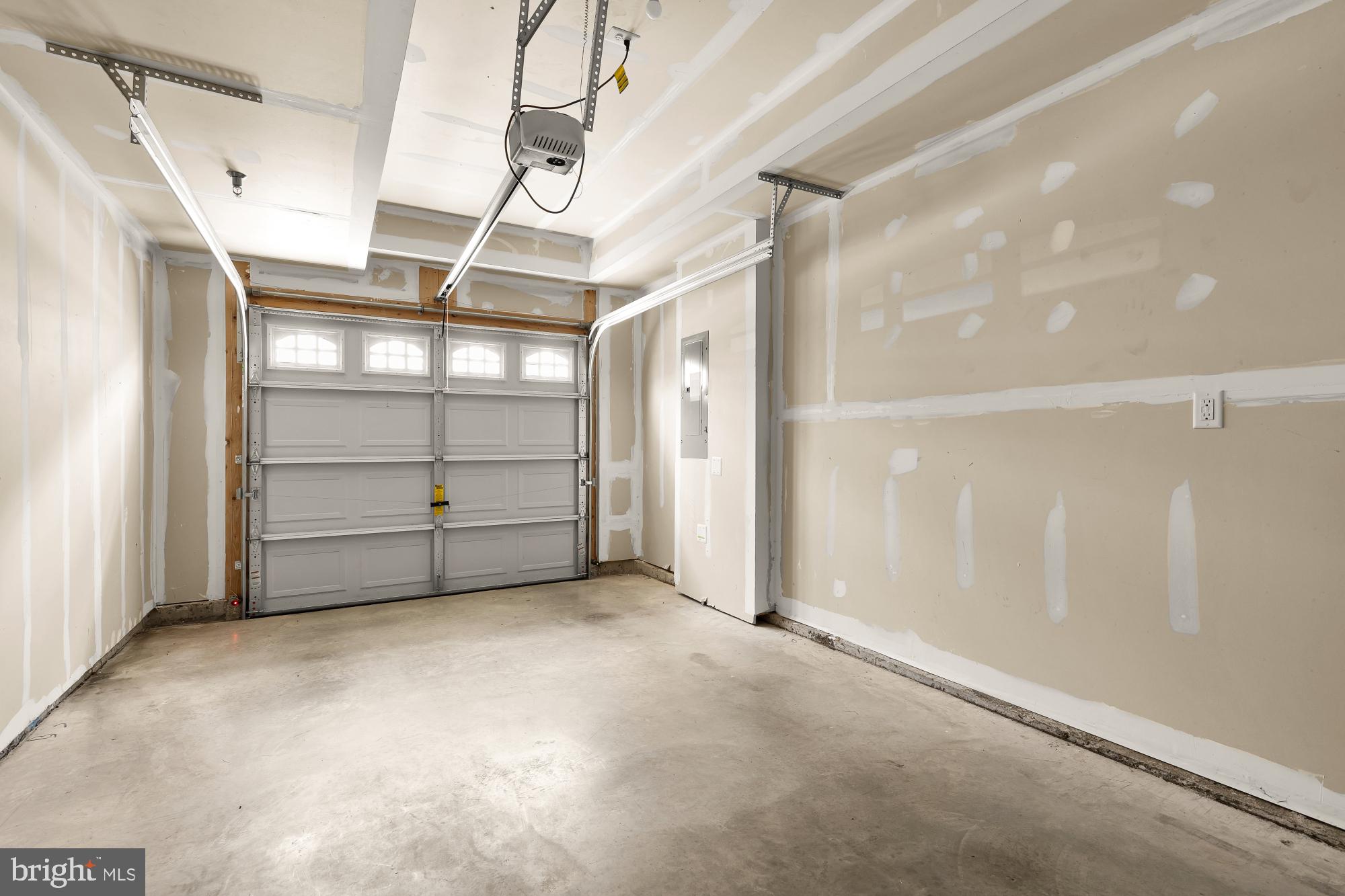 BLUE STREAM - Residential