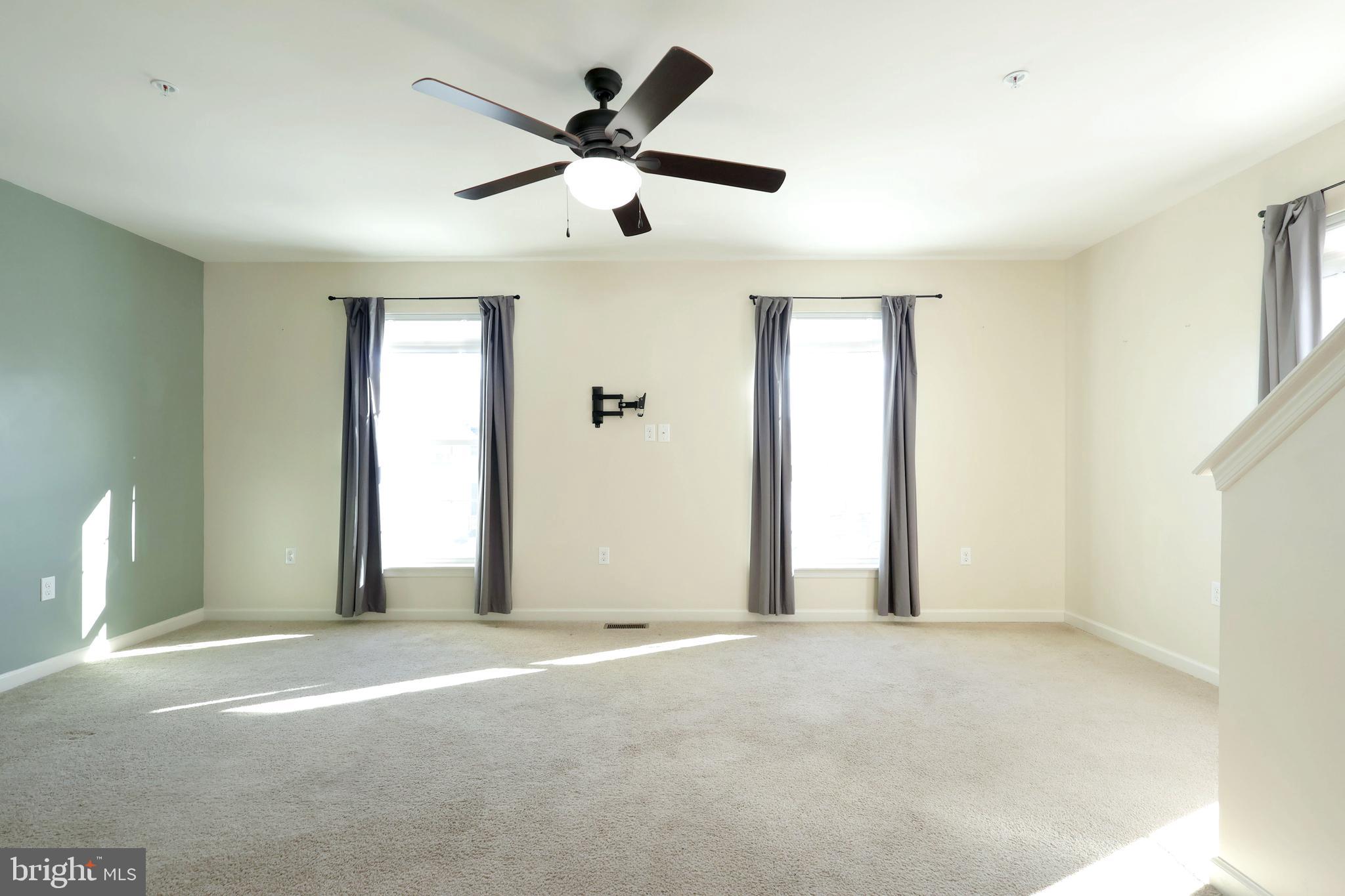 THE GATES - Residential