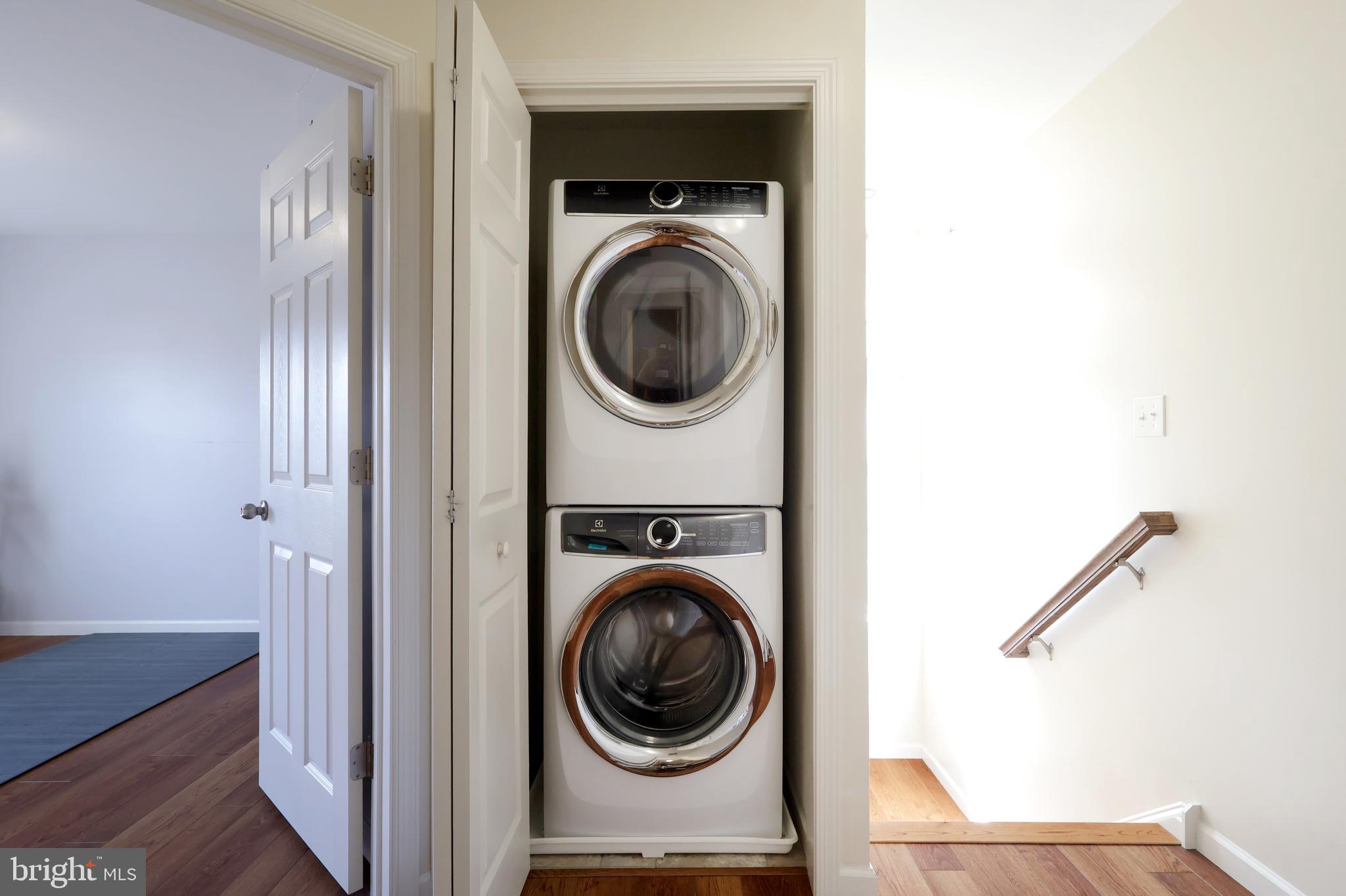 THE GATES - Residential