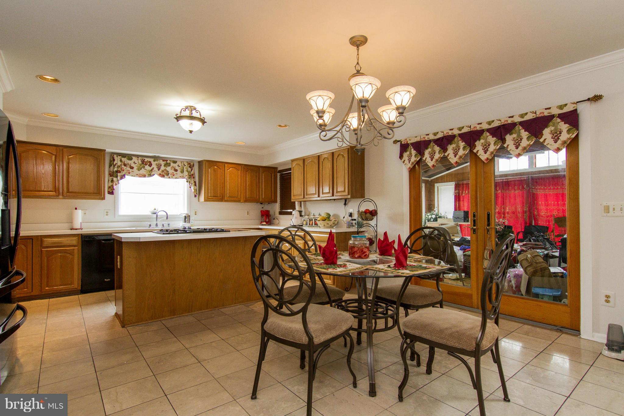 DALE CITY - Residential