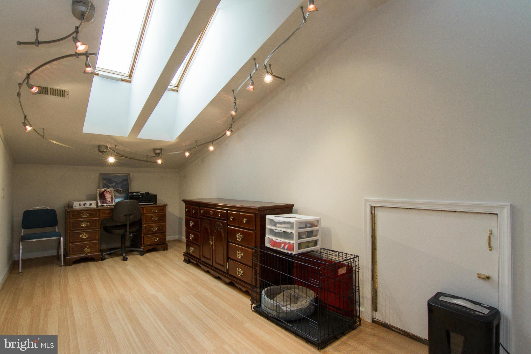 DALE CITY - Residential