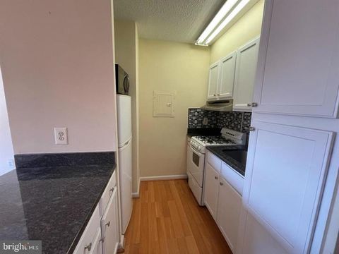 Tiny photo for 2101 - 17 Chestnut Street #1413, PHILADELPHIA, PA 19103 (MLS # PAPH2569148)