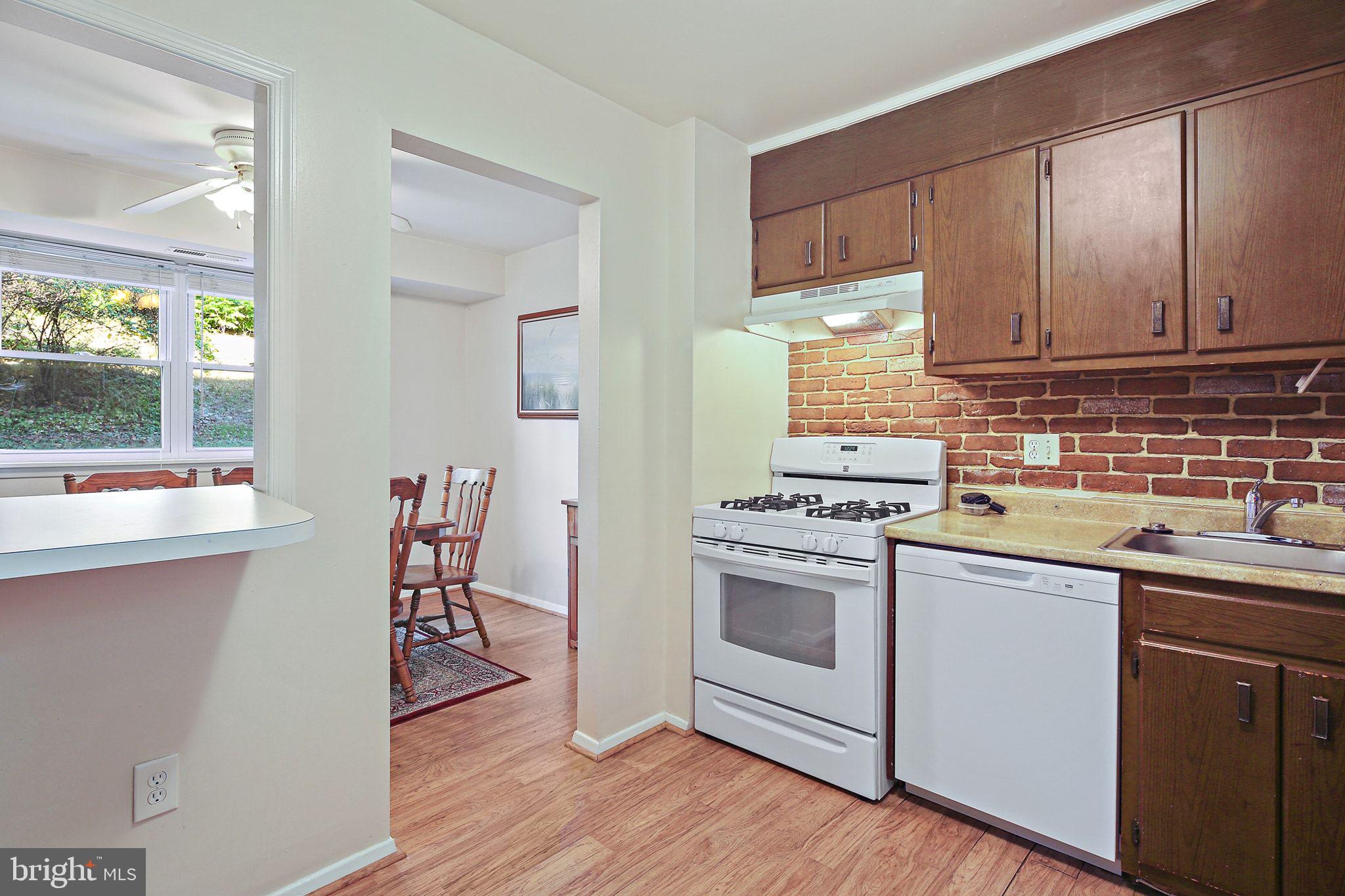 THE SILVERGATE - Residential