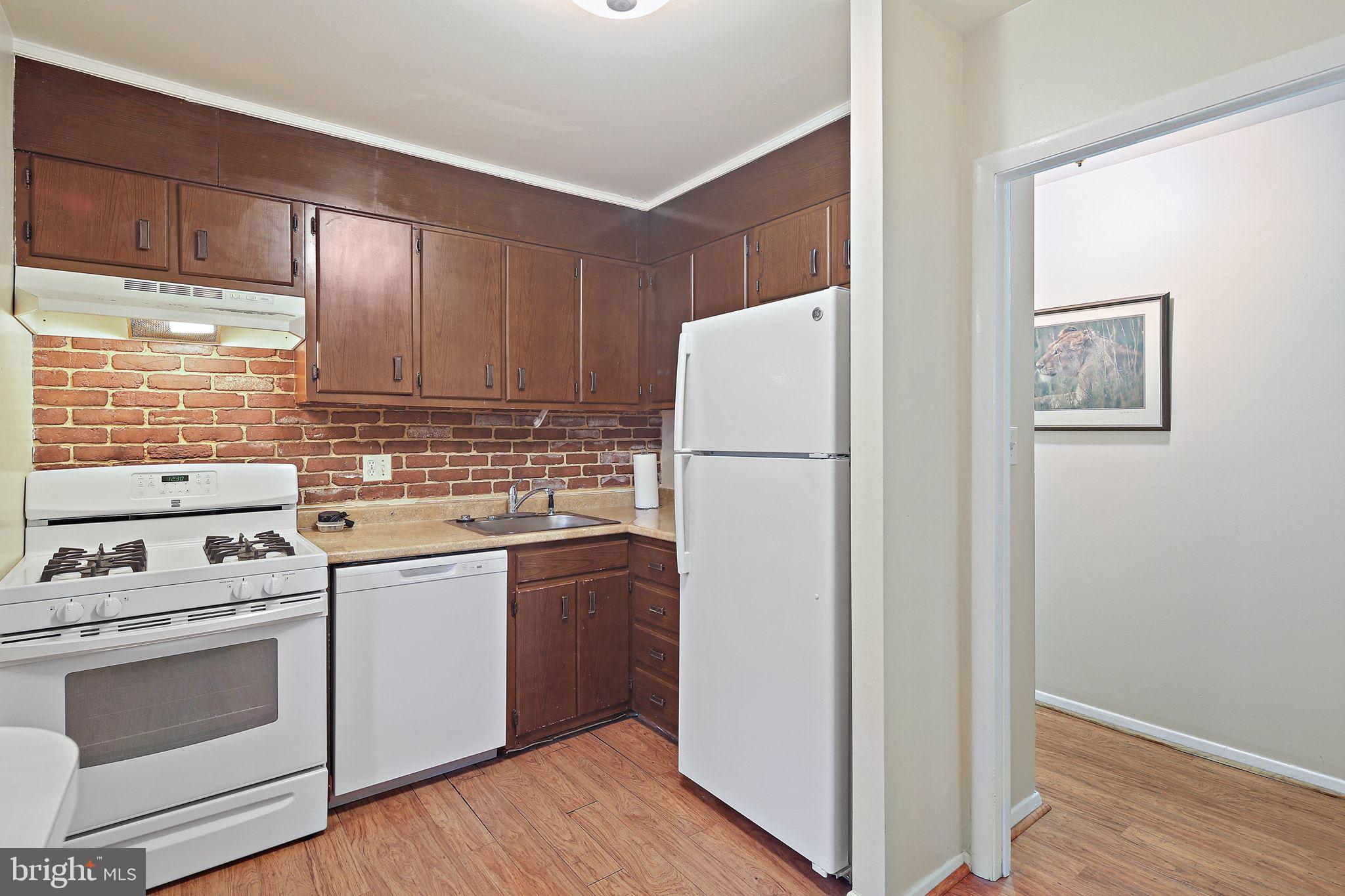 THE SILVERGATE - Residential