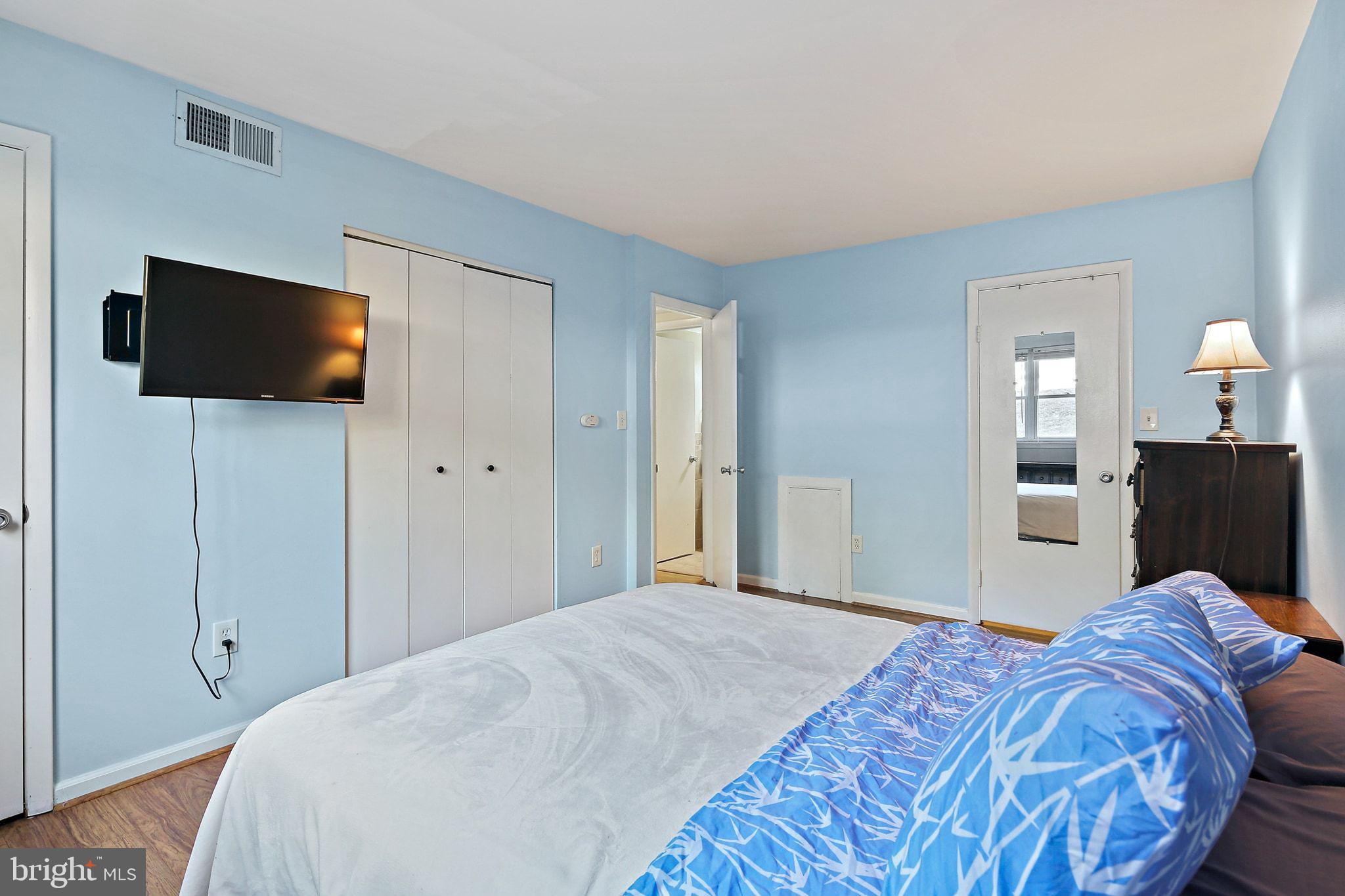 THE SILVERGATE - Residential