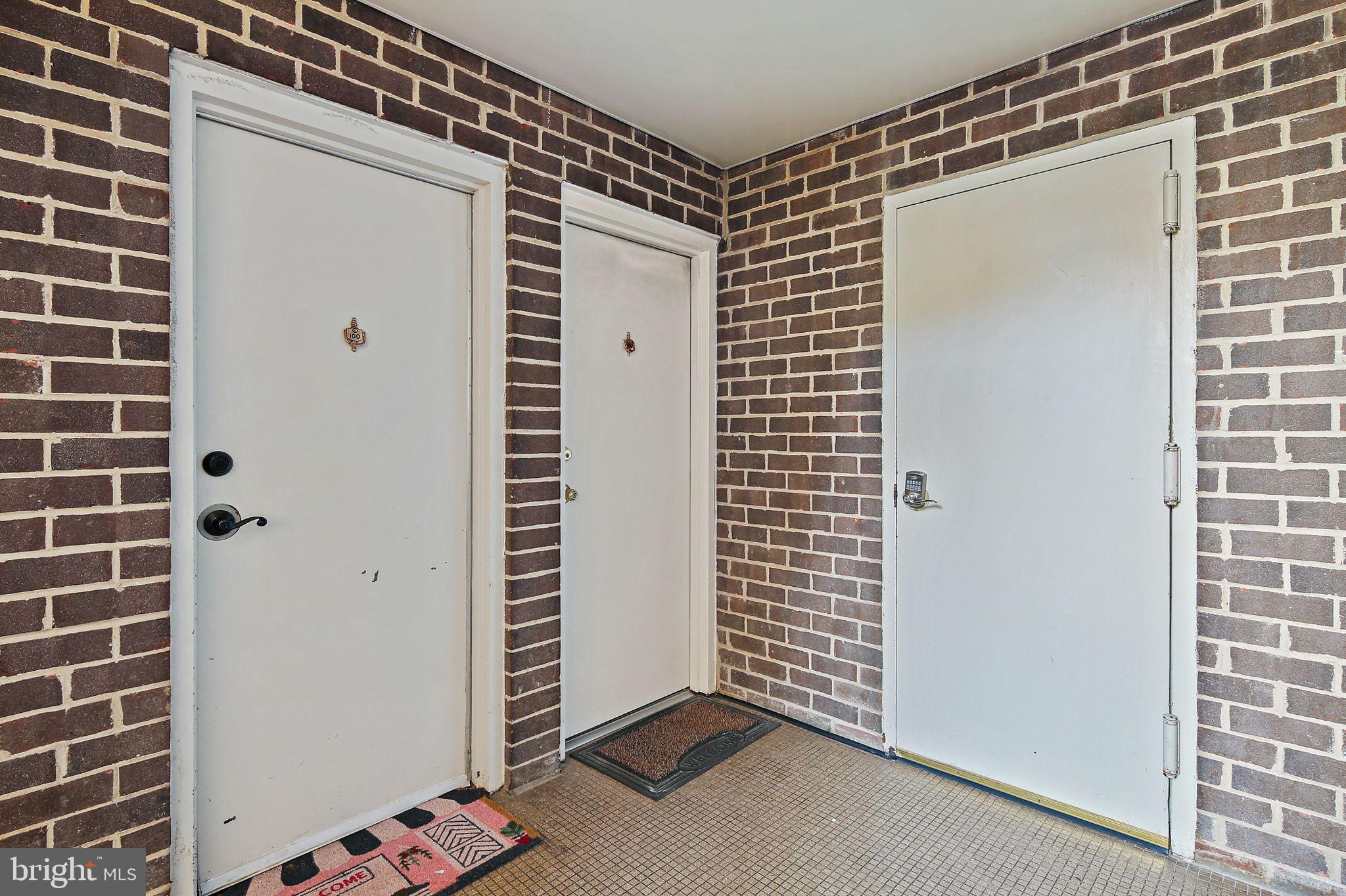 THE SILVERGATE - Residential