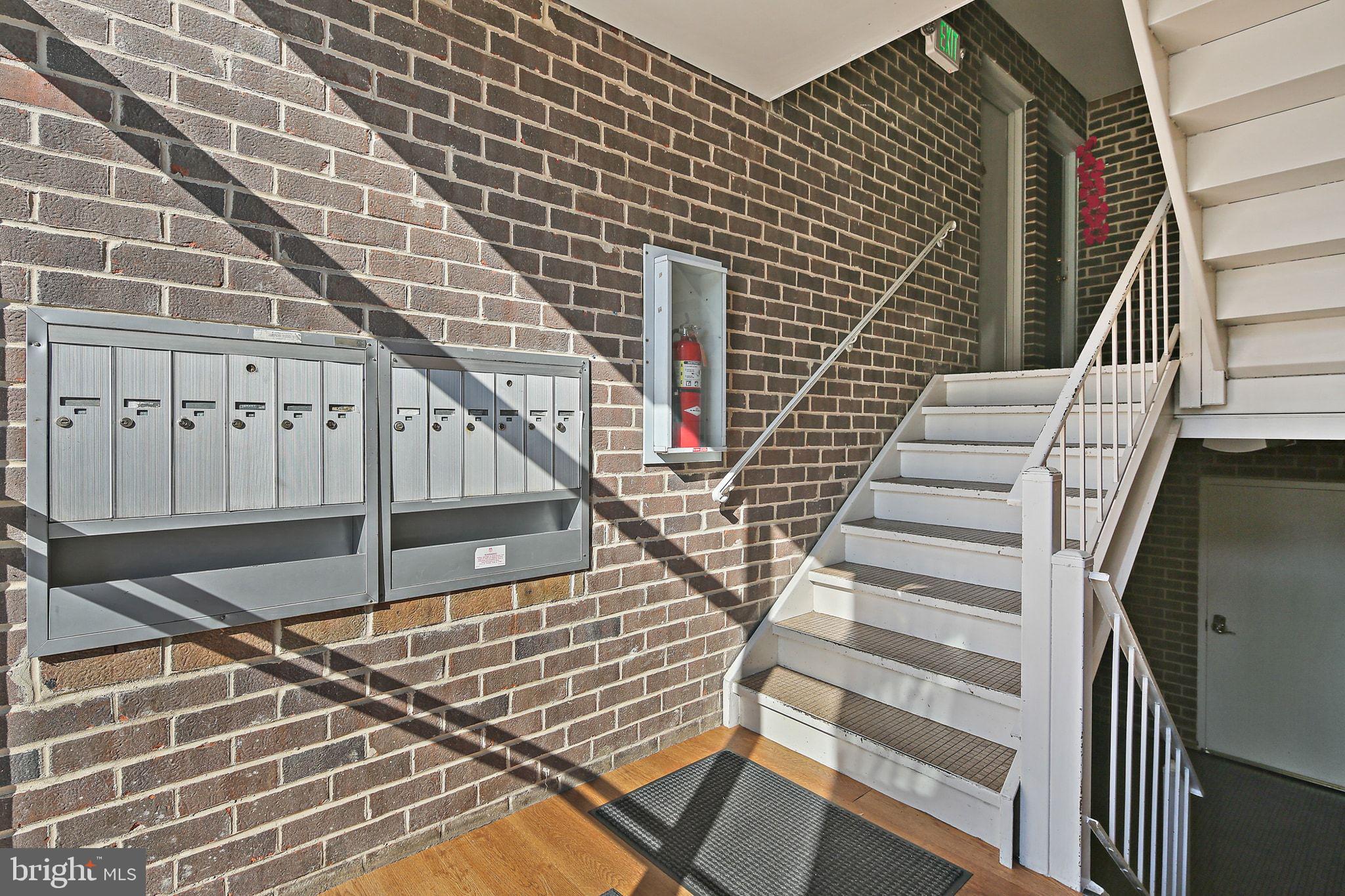 THE SILVERGATE - Residential