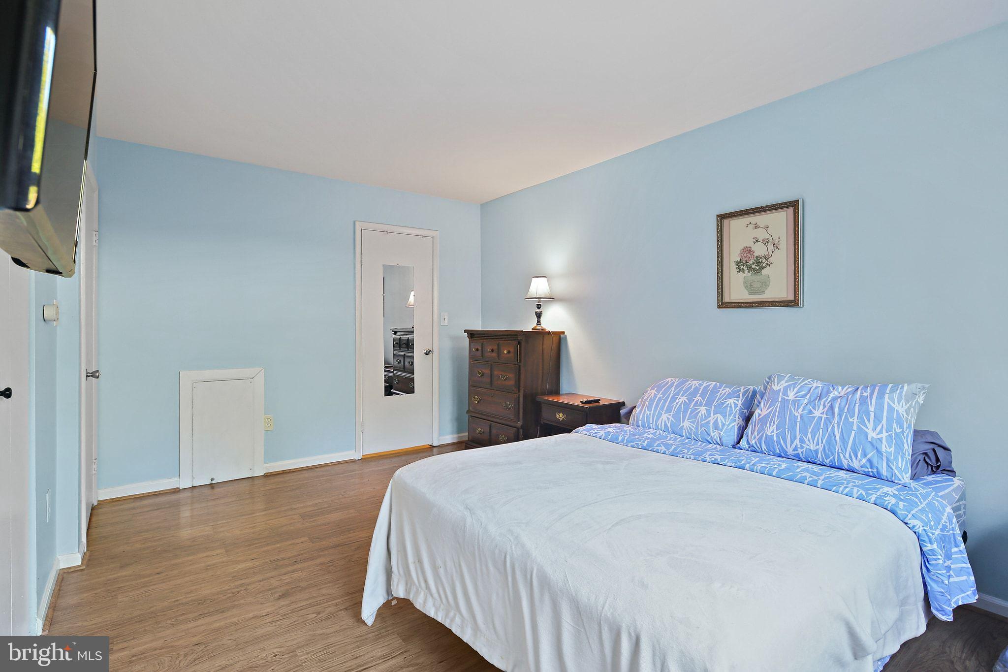 THE SILVERGATE - Residential