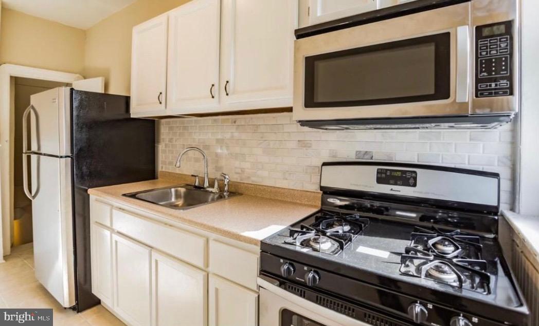 GERMANTOWN (EAST) - Residential