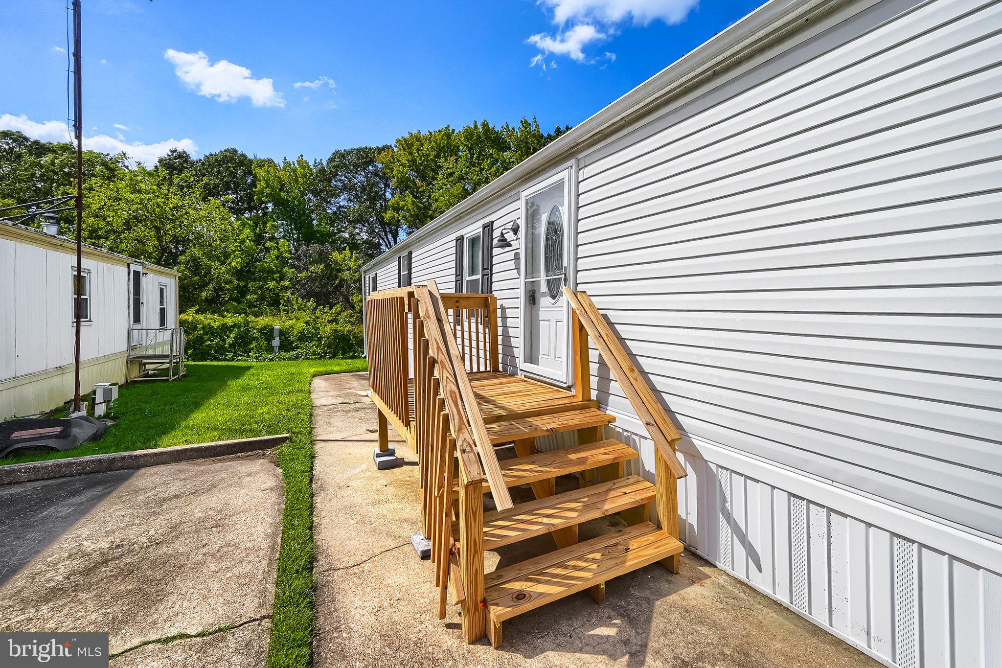 490 MIRABILE LANE