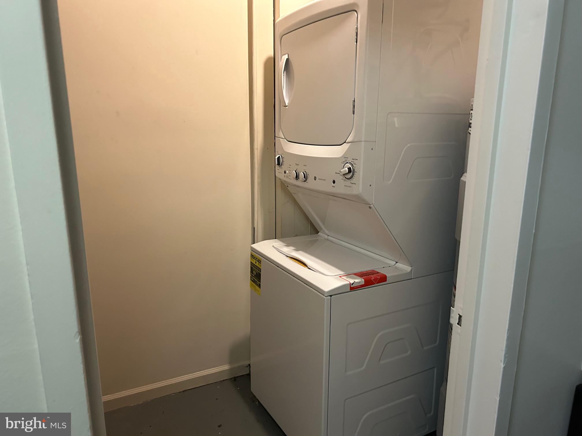 TERRACE TOWNE HOMES OF GUNSTON - Residential Lease