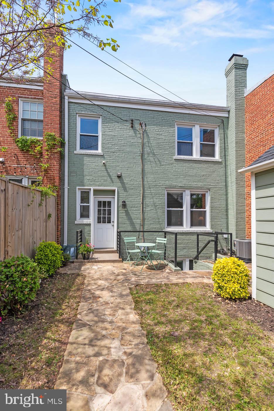 PETWORTH - Residential