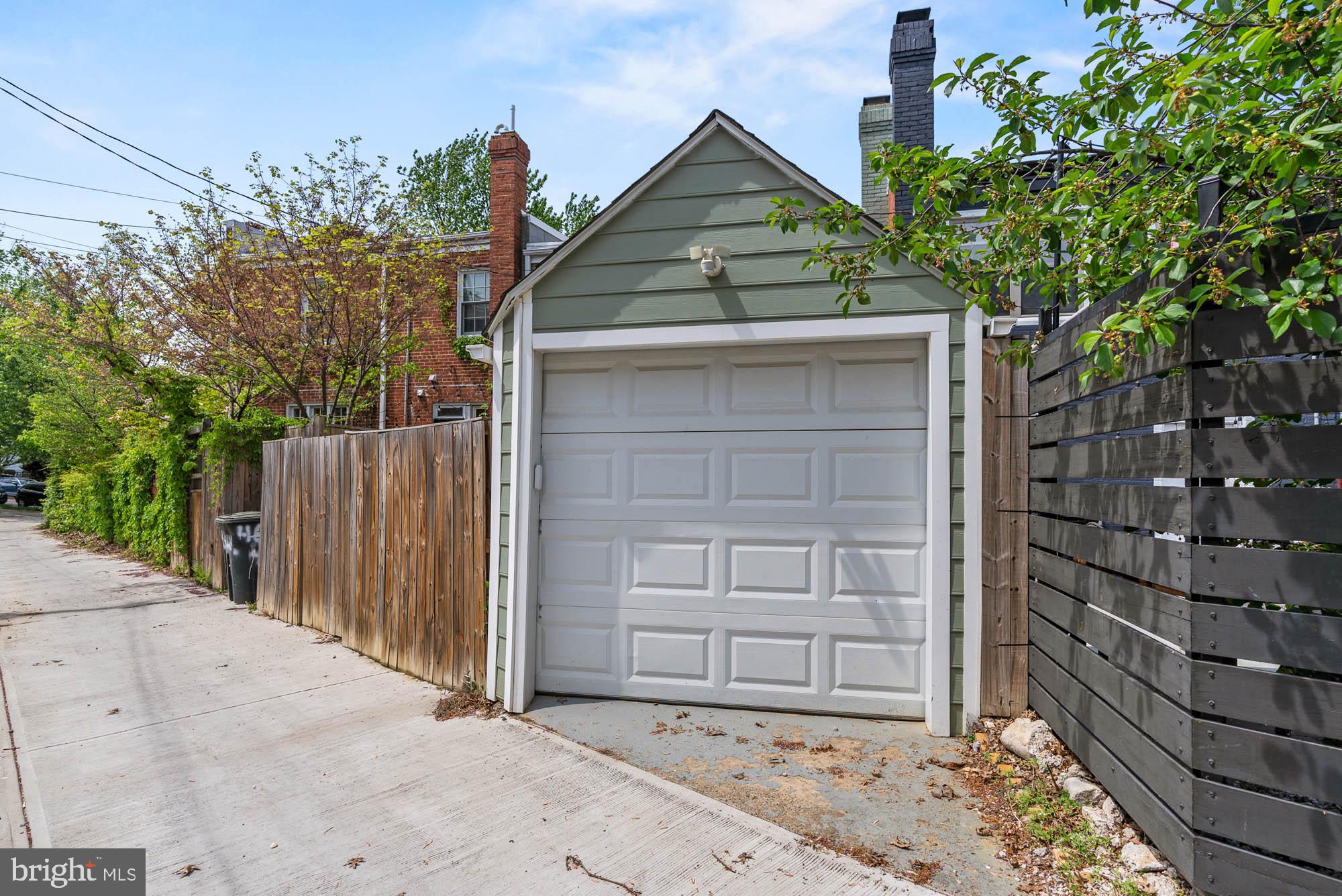 PETWORTH - Residential