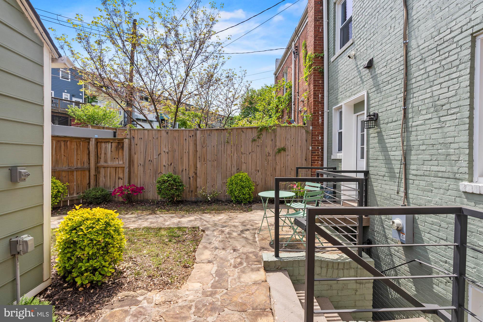 PETWORTH - Residential