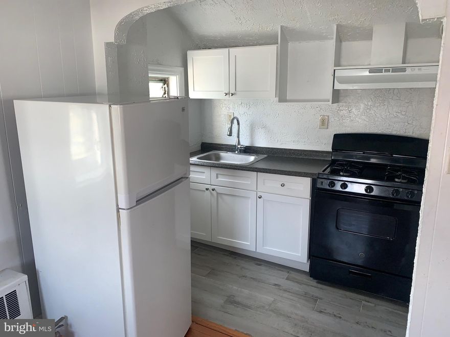 Welcome to your new home.  Bedroom is a very nice size with ample closet space, as well throughout the apartment.  An open area for the kitchen and living room allows you to choose how you set up your furniture.  Property is located in a nice area with plenty of restaurants and stores within walking distance.  Tenant pays a $35 monthly water fee and must have the gas and electric transferred to tenant's name.