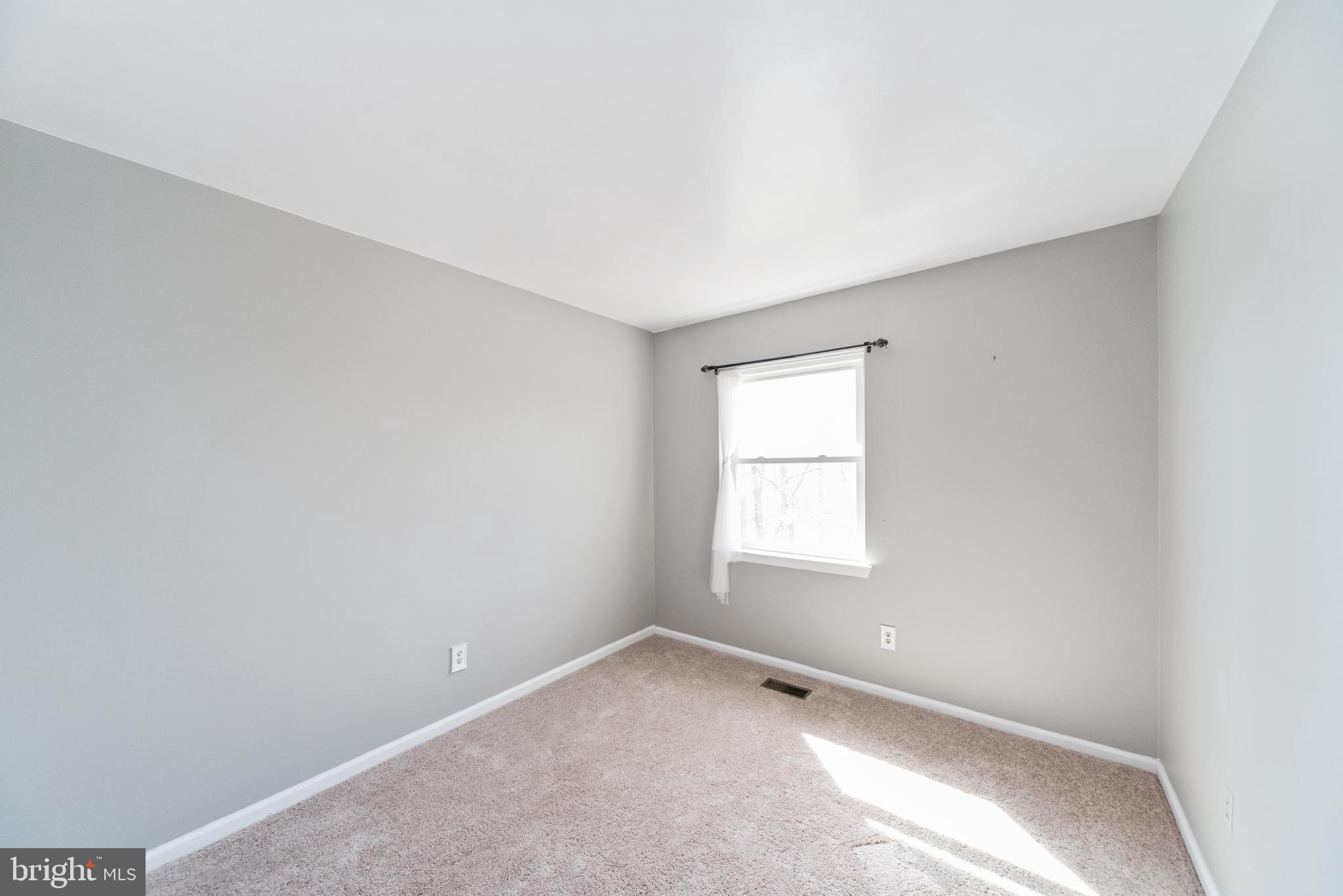 CASTLEMILL - Residential