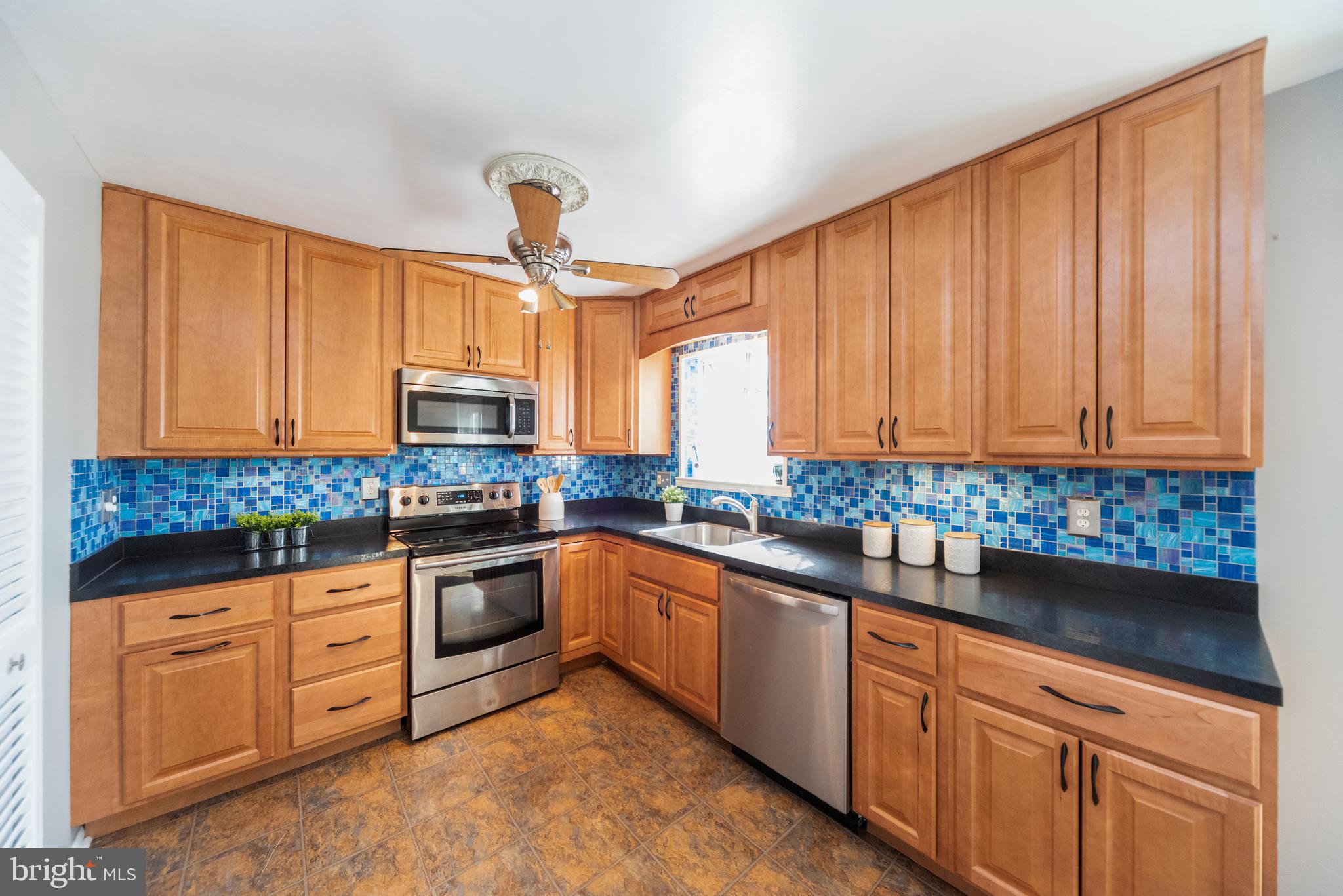 CASTLEMILL - Residential