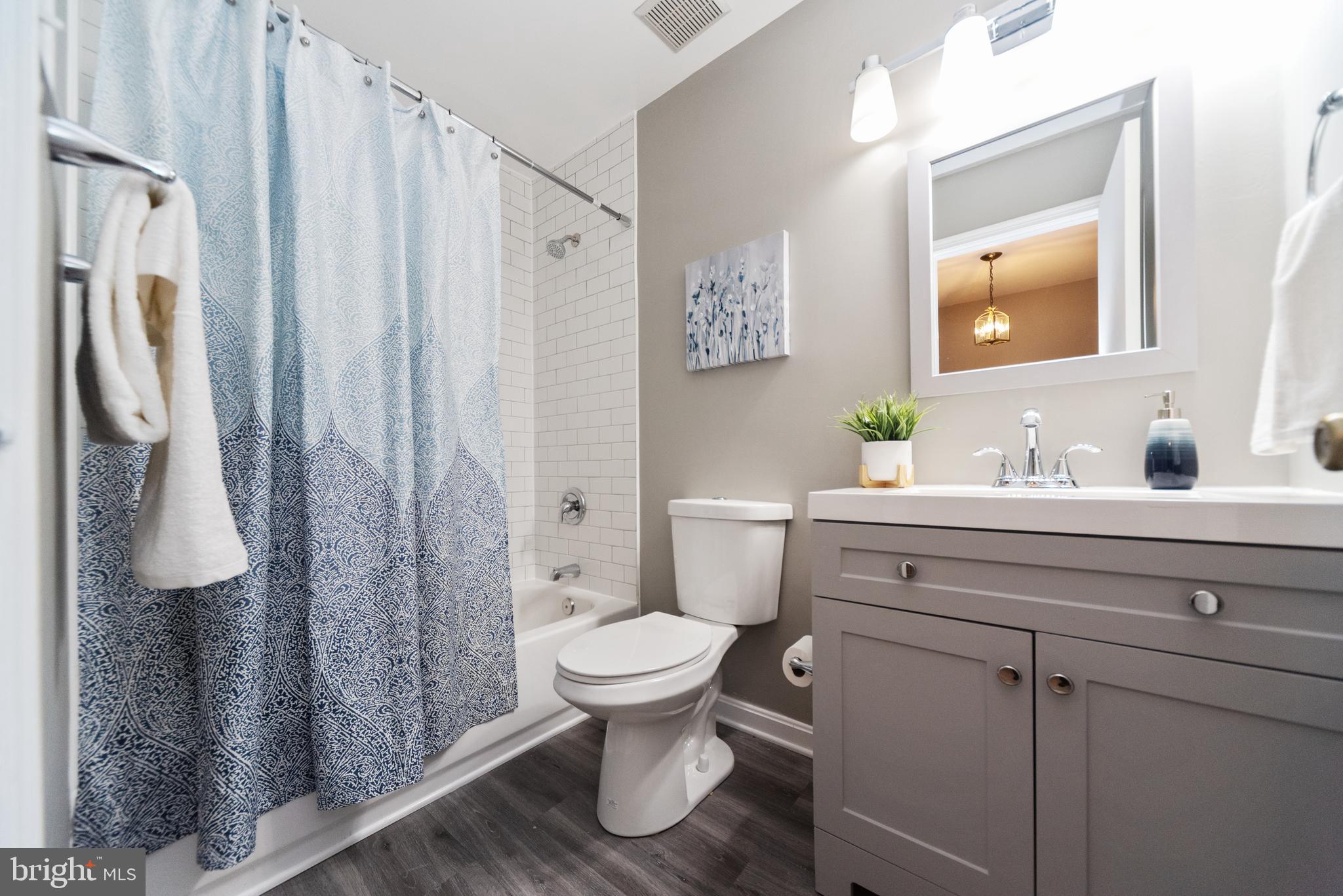 CASTLEMILL - Residential