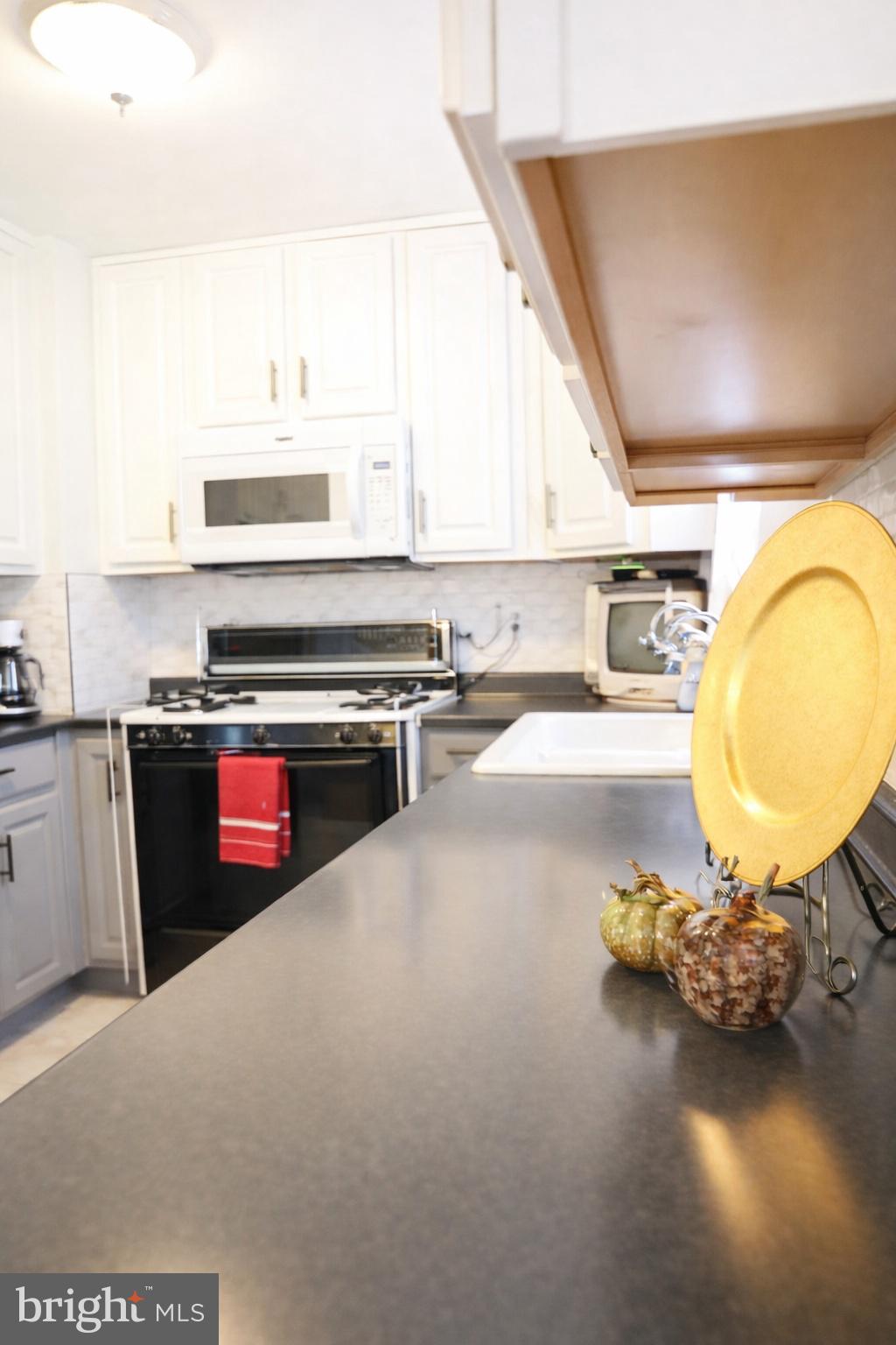 RODNEY VIL - Residential