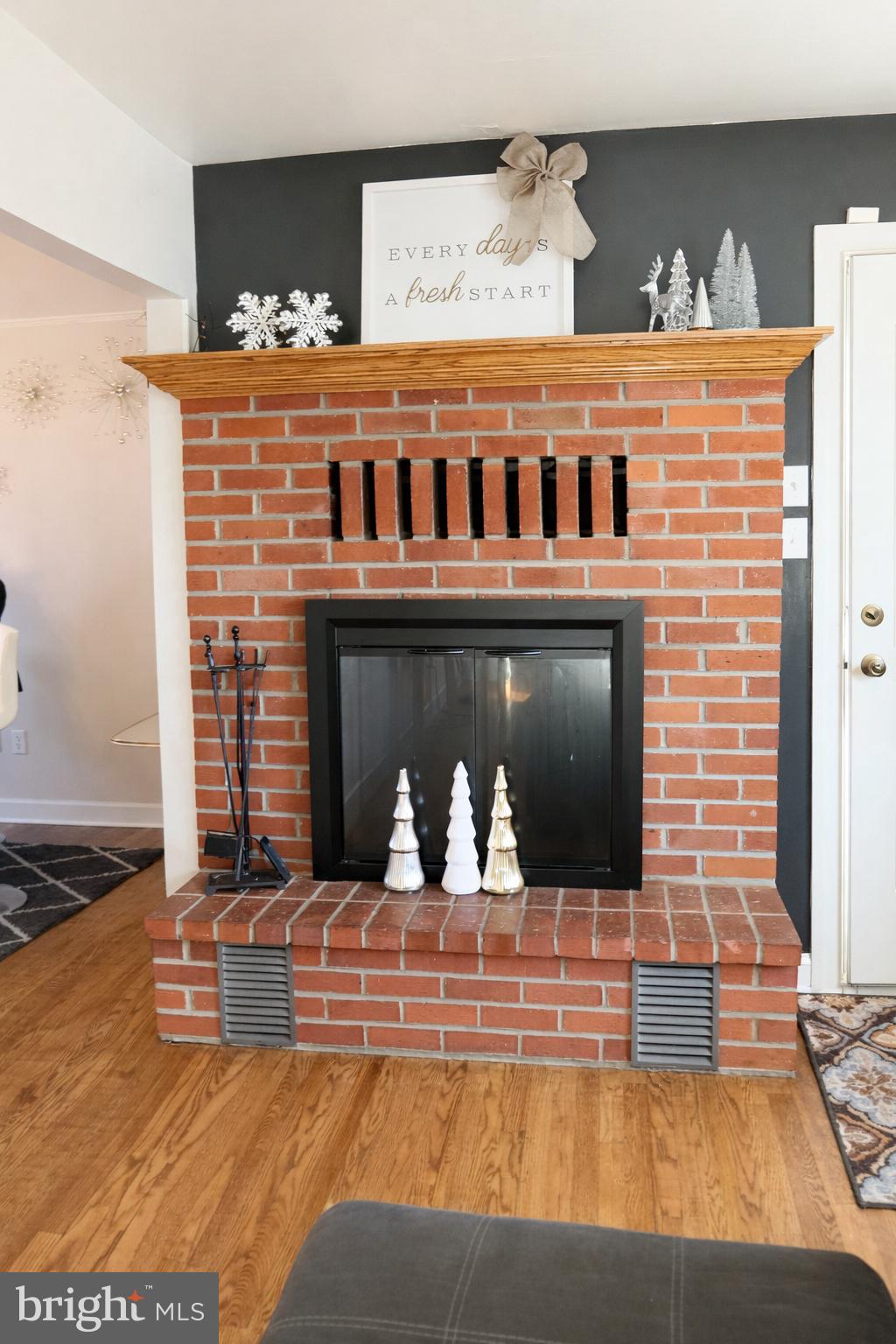 RODNEY VIL - Residential