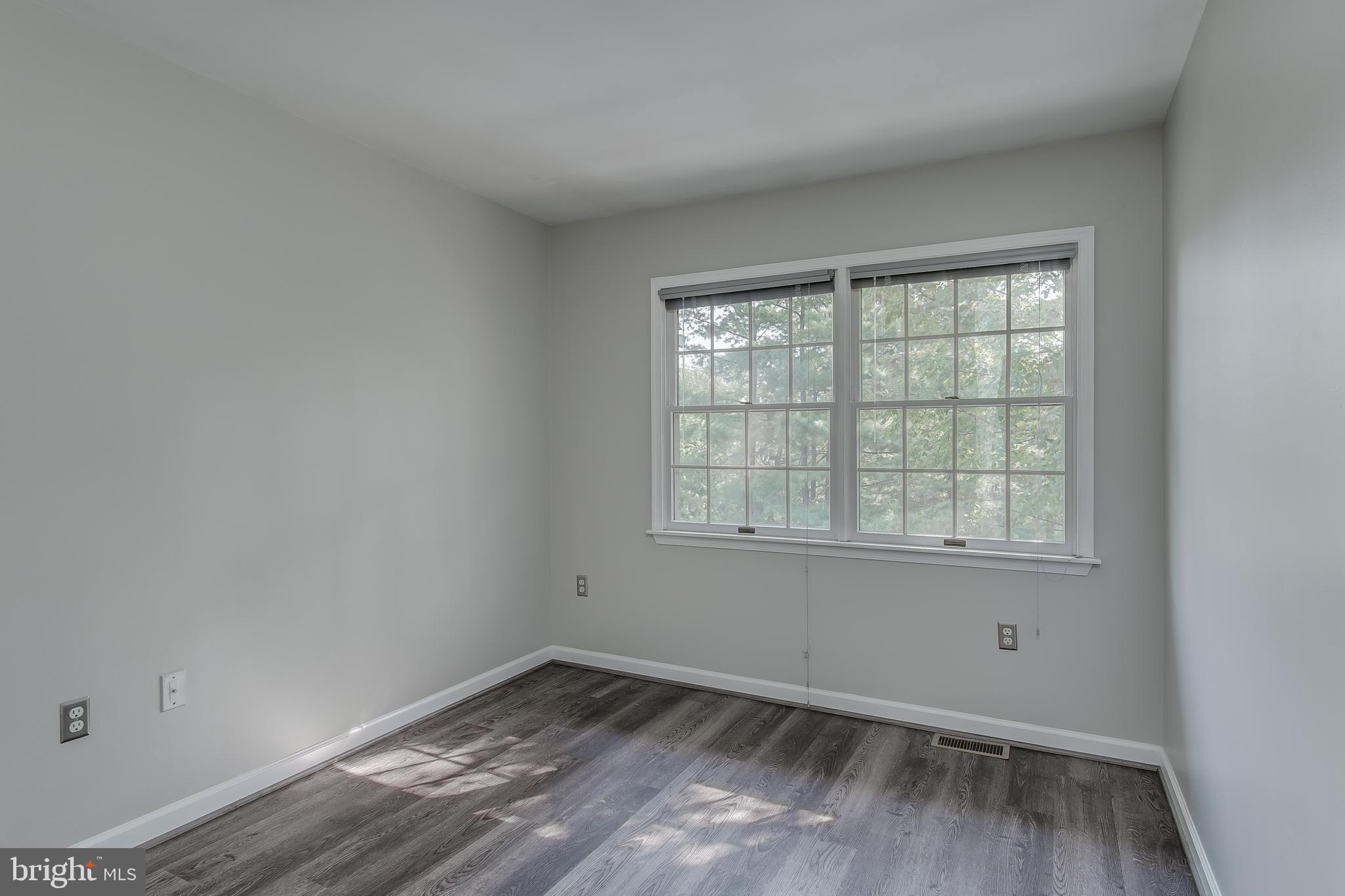 NORTH GATE TOWNE HOMES - Residential Lease