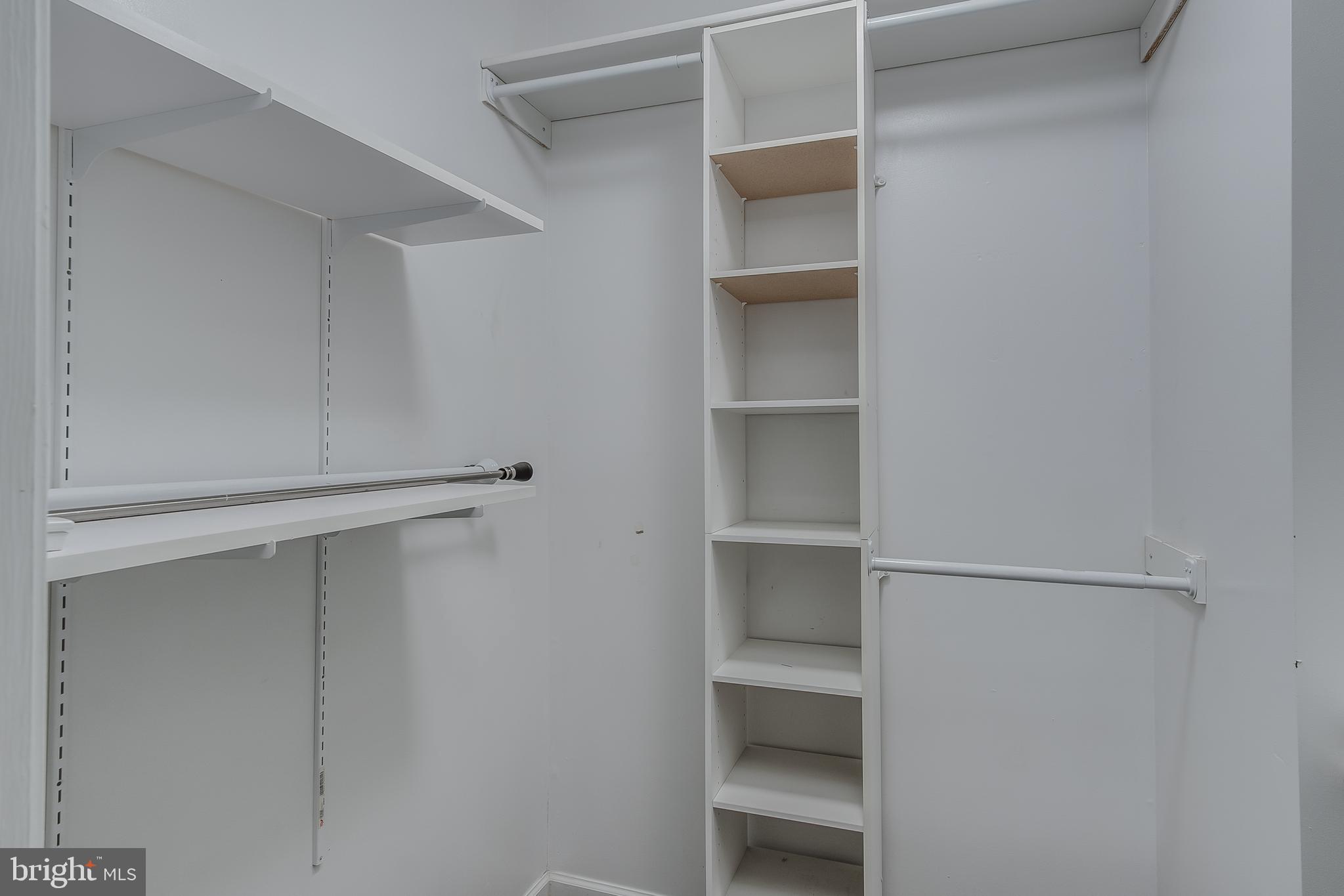 NORTH GATE TOWNE HOMES - Residential Lease