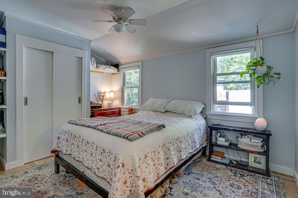 MEMORIAL HEIGHTS - Residential Lease