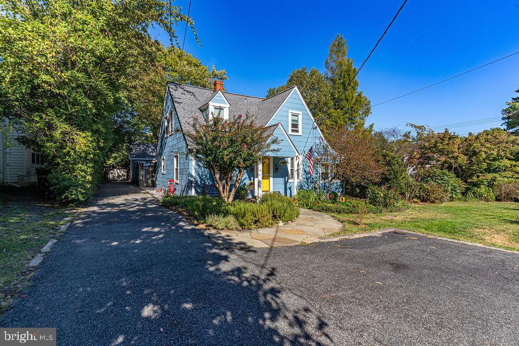 MEMORIAL HEIGHTS - Residential Lease