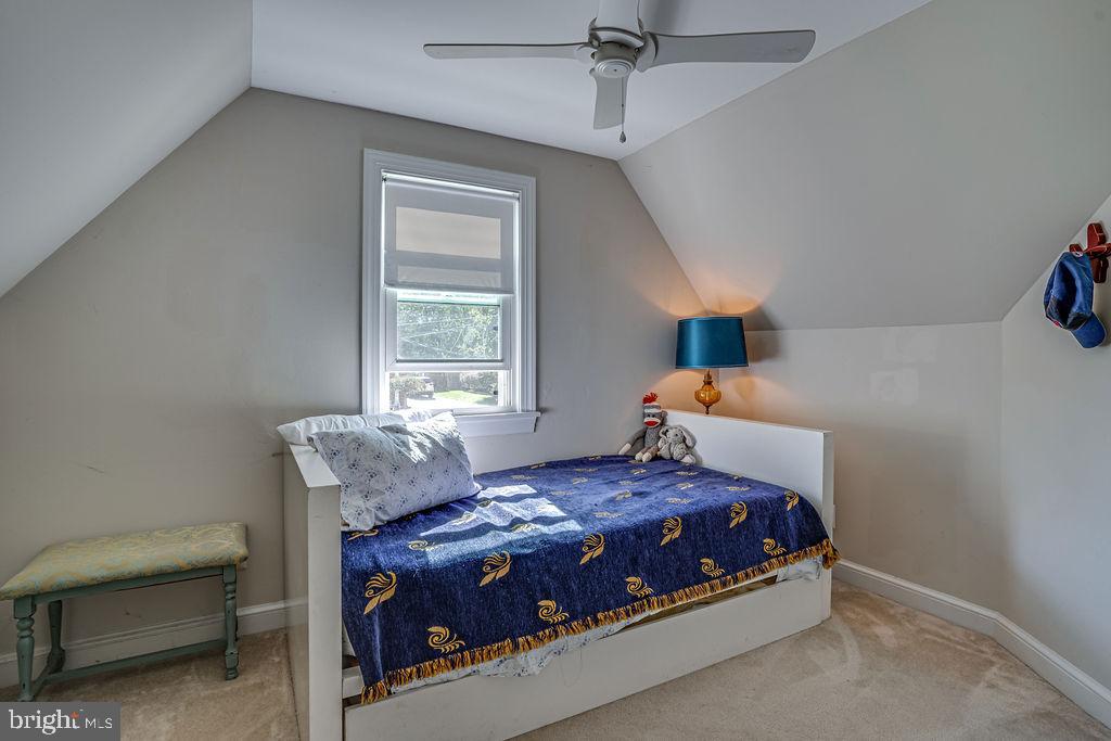 MEMORIAL HEIGHTS - Residential Lease