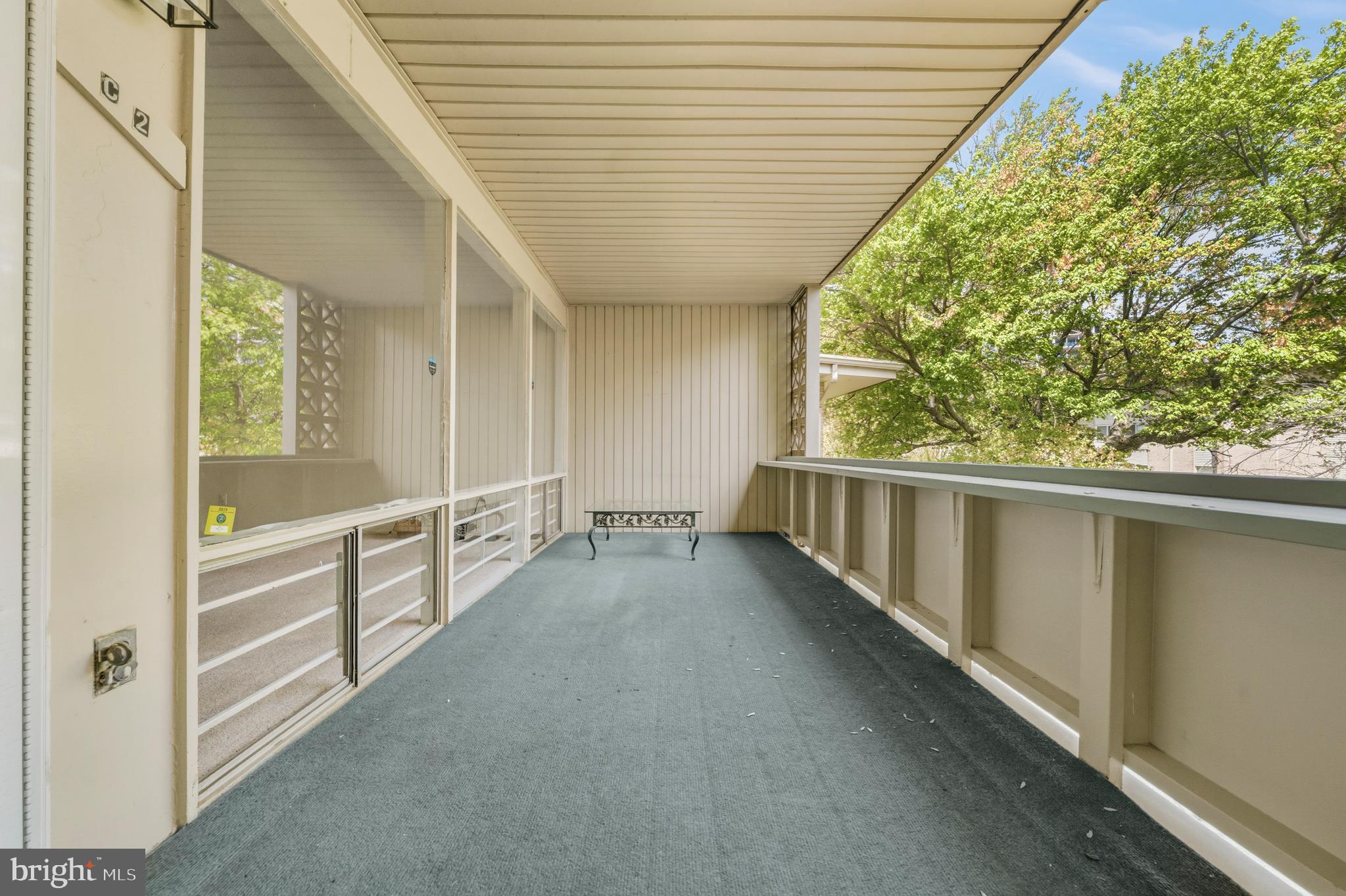 FALLS PLAZA - Residential