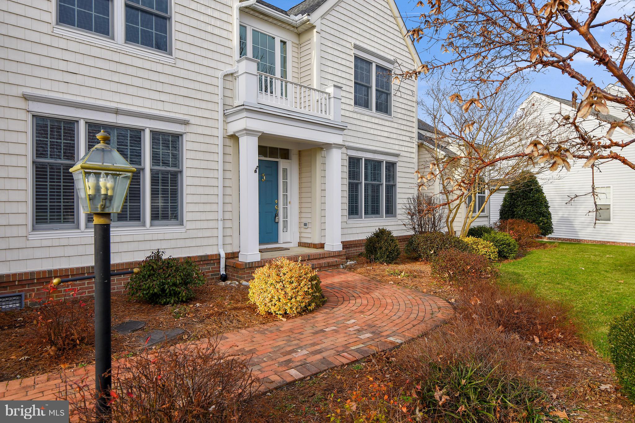 QUEENSTOWN HARBOR - Residential