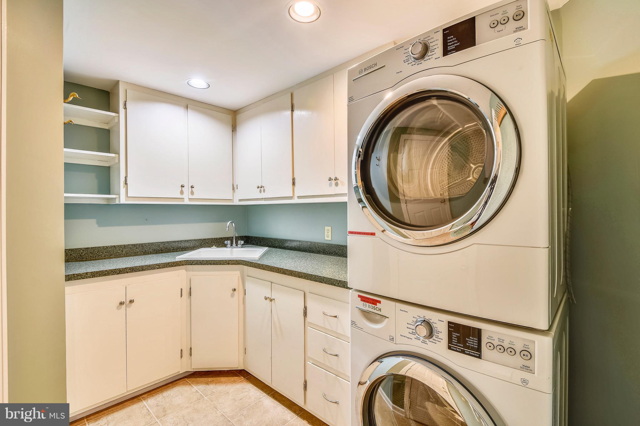 QUEENSTOWN HARBOR - Residential