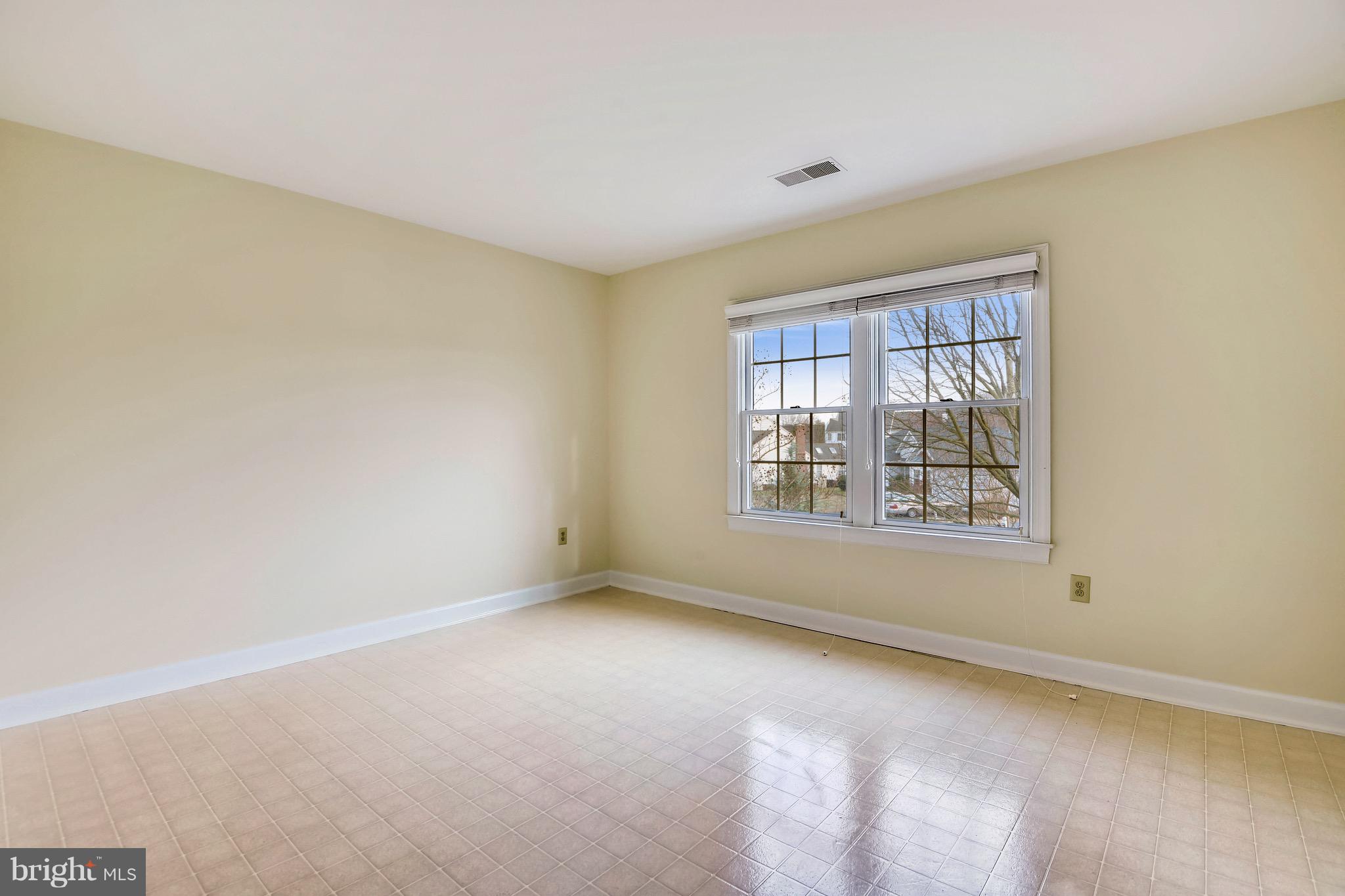 QUEENSTOWN HARBOR - Residential