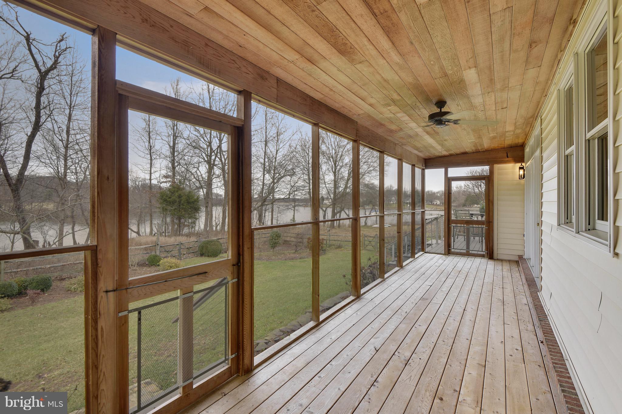 QUEENSTOWN HARBOR - Residential