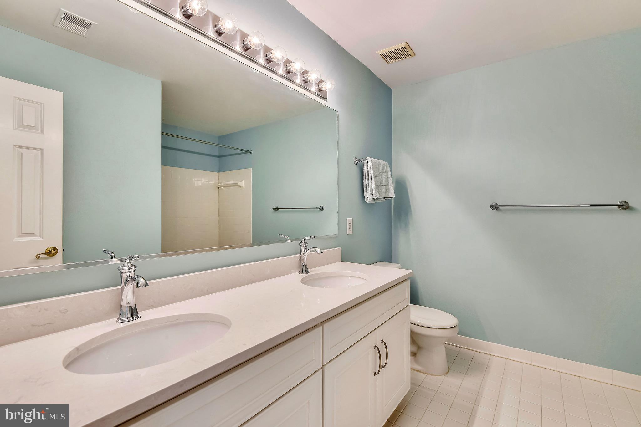 QUEENSTOWN HARBOR - Residential