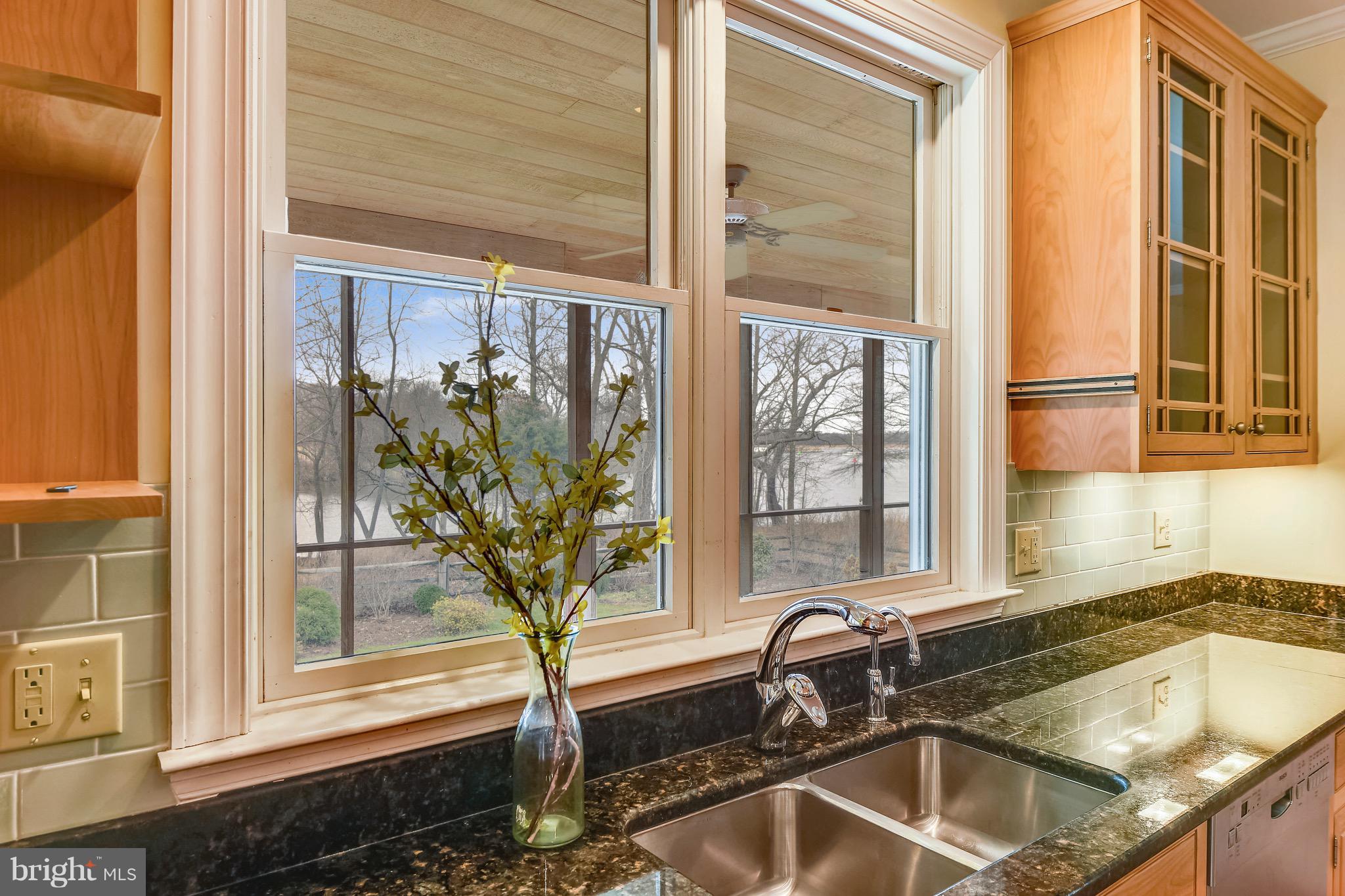 QUEENSTOWN HARBOR - Residential