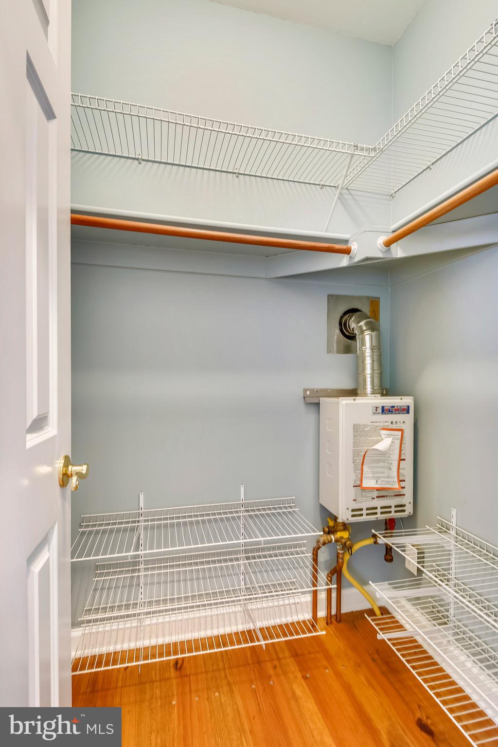 QUEENSTOWN HARBOR - Residential