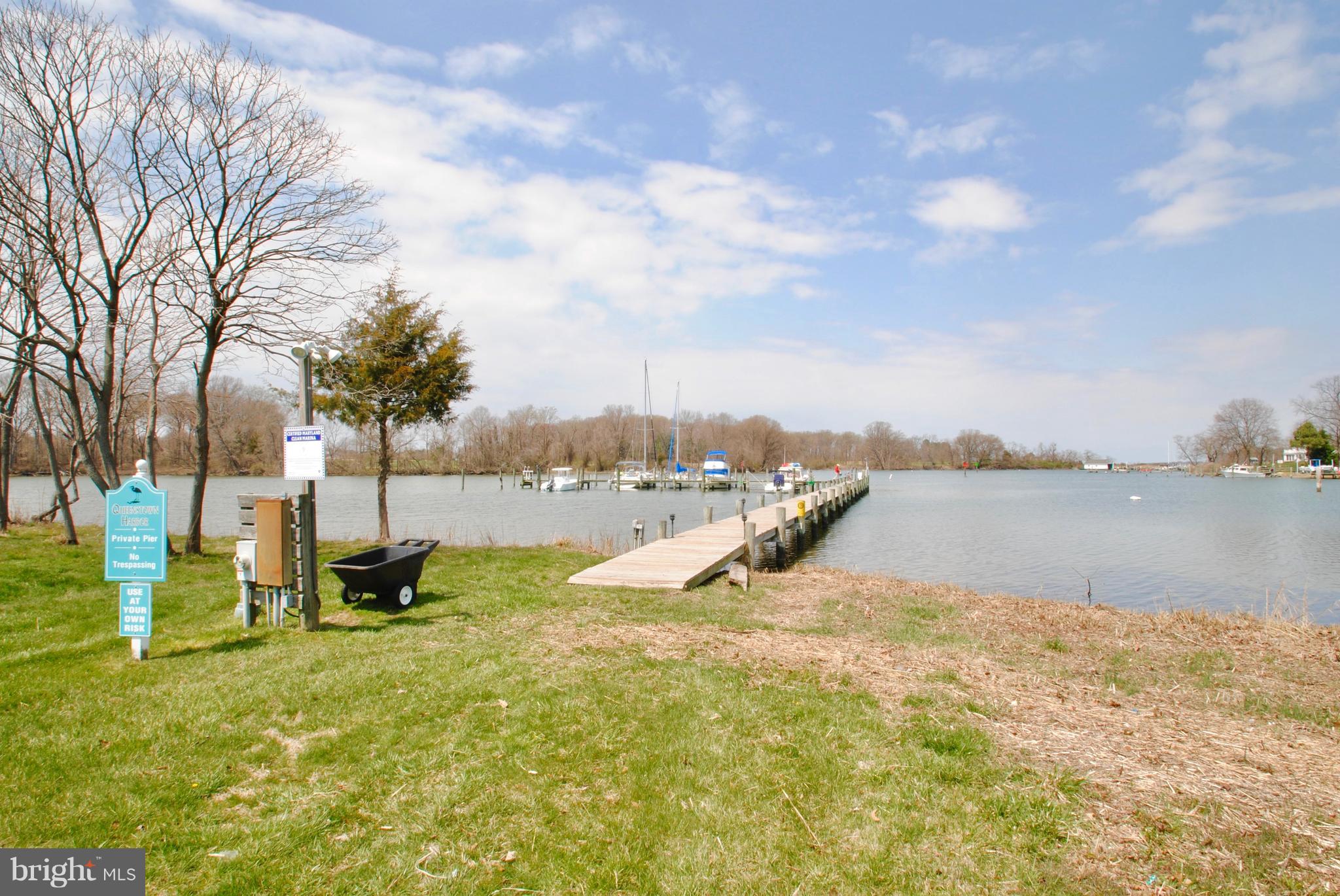 QUEENSTOWN HARBOR - Residential