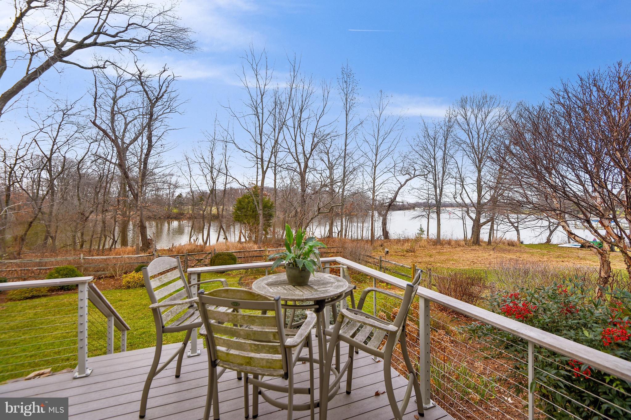 QUEENSTOWN HARBOR - Residential