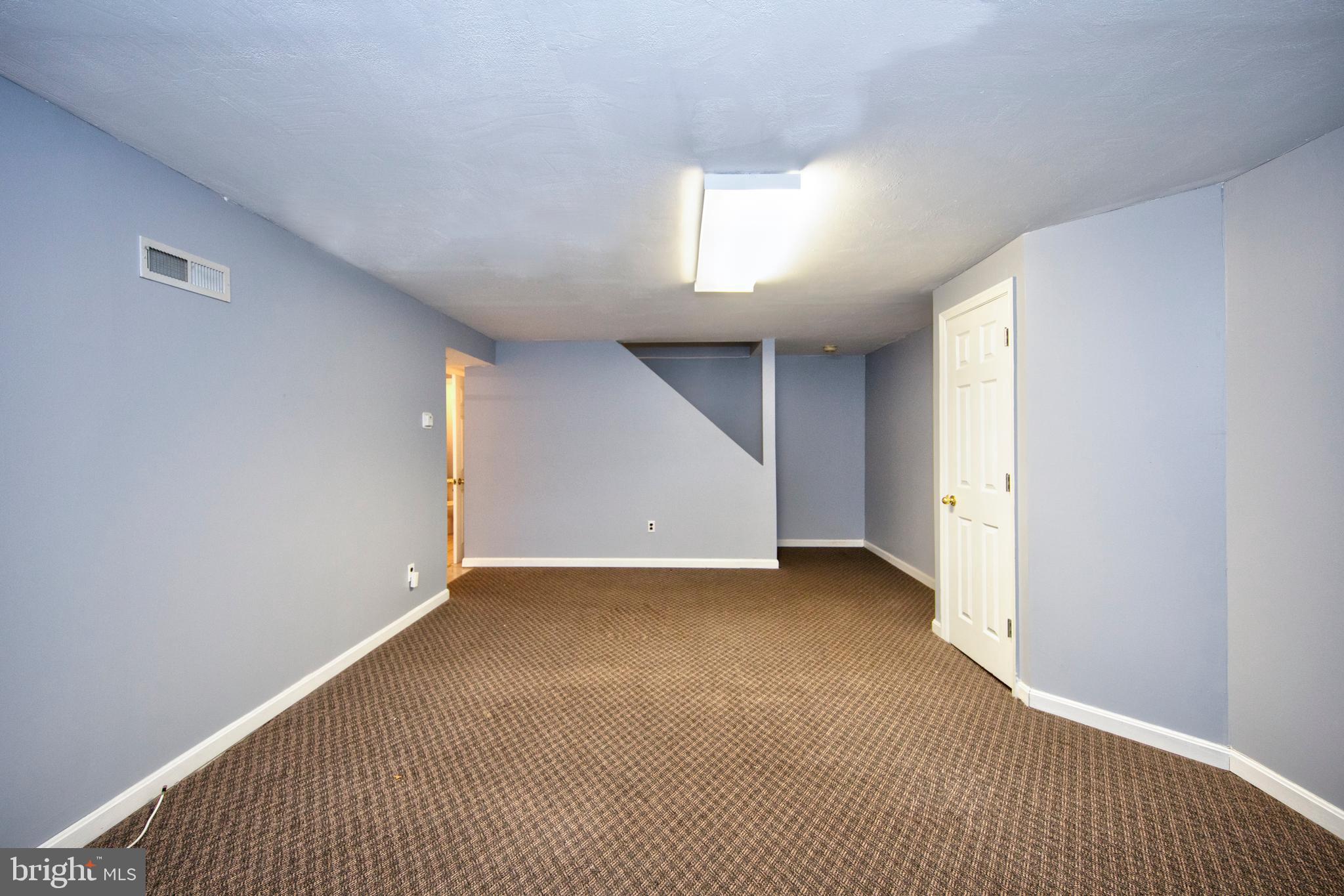 SINGER WOODS - Residential